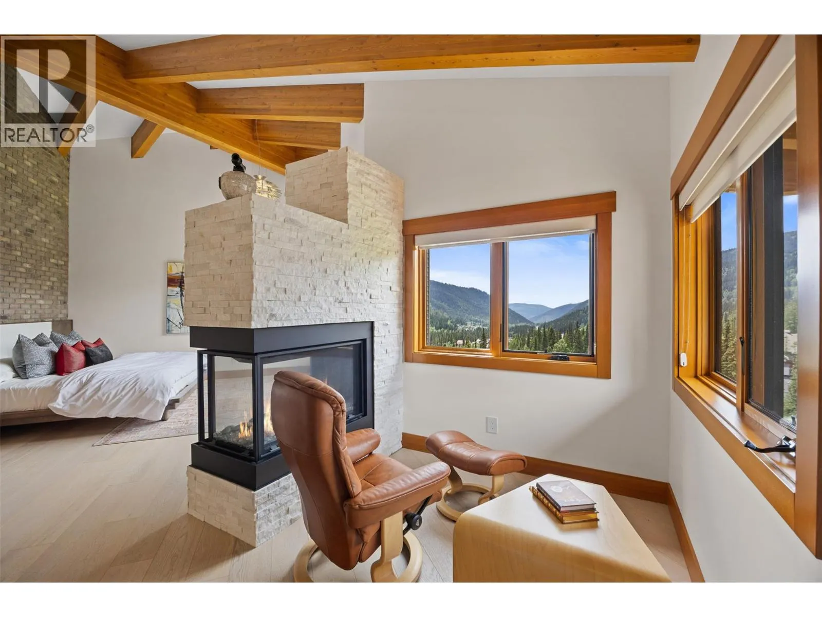 4249 Bella Vista Drive