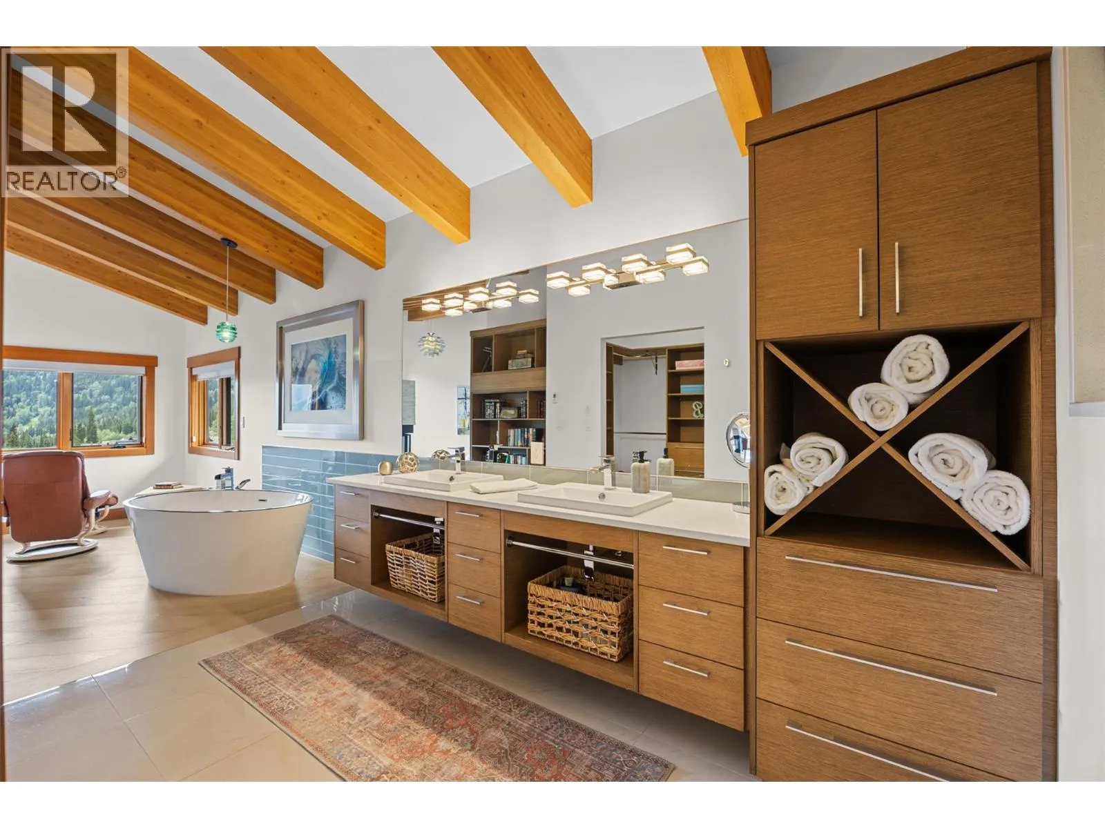 4249 Bella Vista Drive