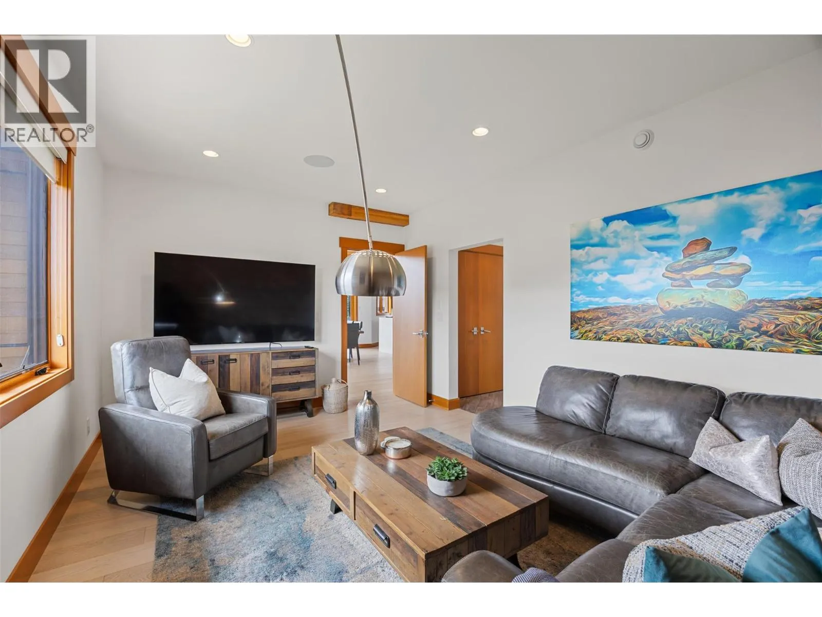 4249 Bella Vista Drive