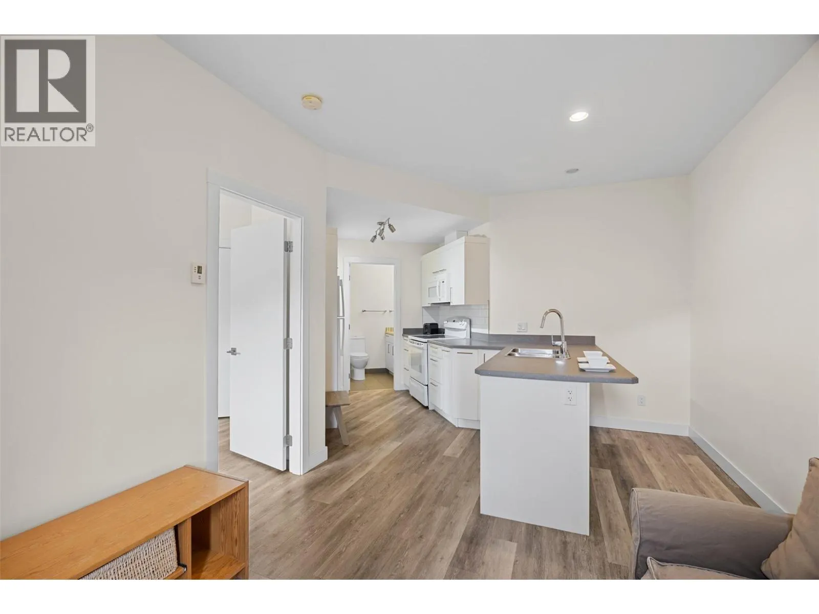 4249 Bella Vista Drive