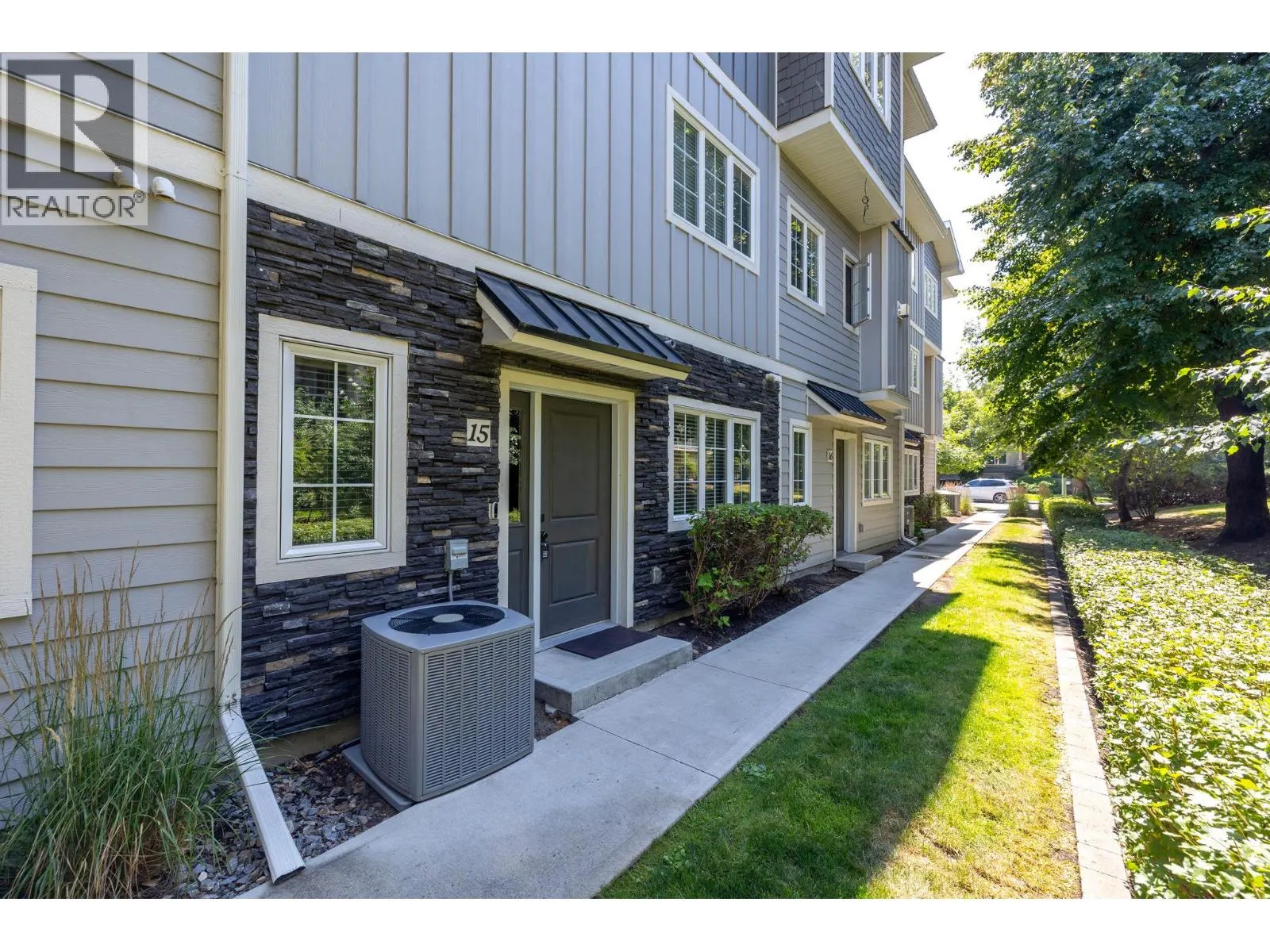 644 Lequime Road Unit# 15