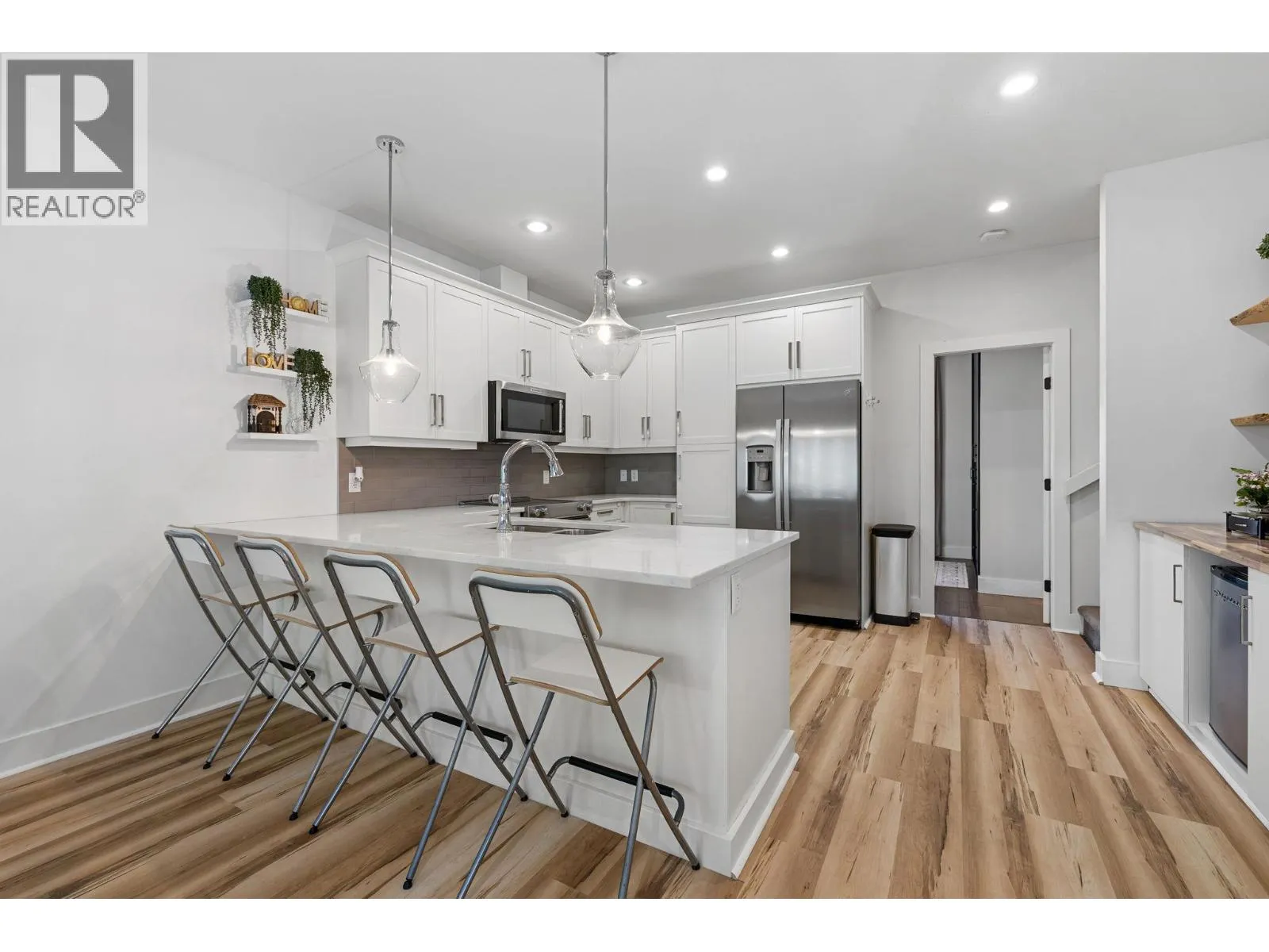 644 Lequime Road Unit# 15