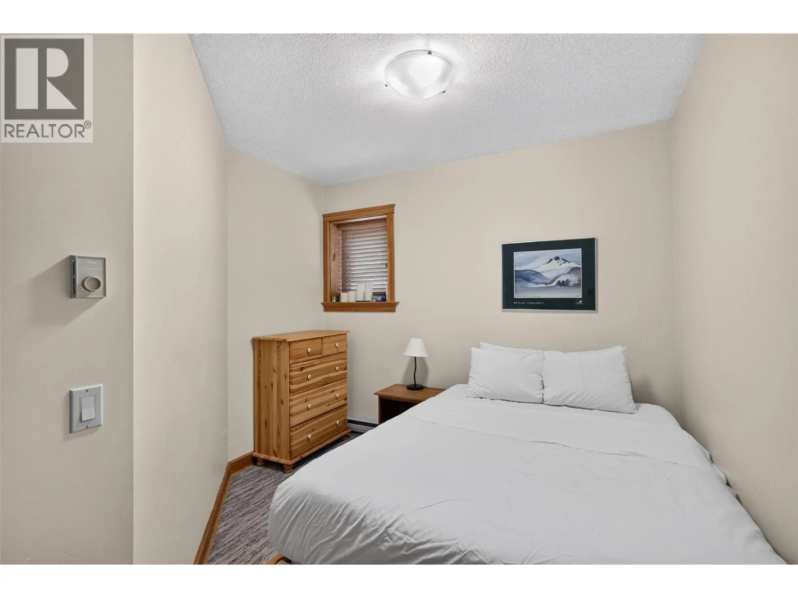 5873 Snow Pines Crescent Unit# A