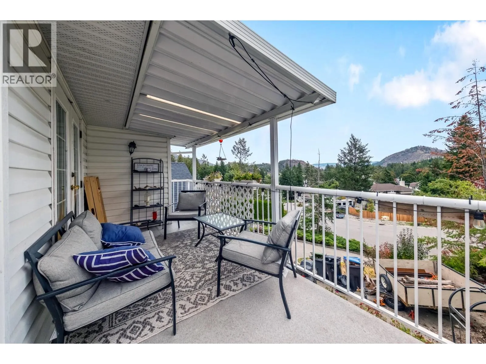 2466 Alexandria Way