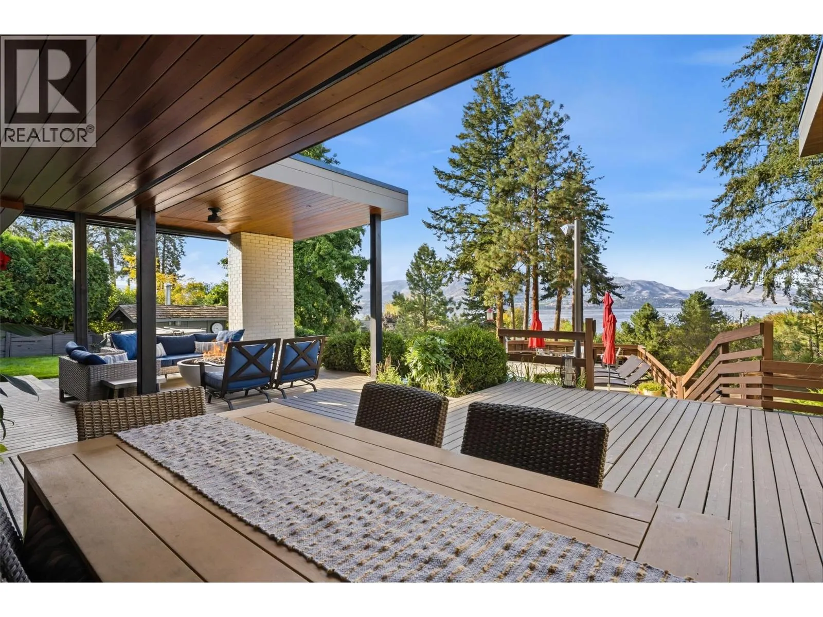 5147 Lakeshore Road