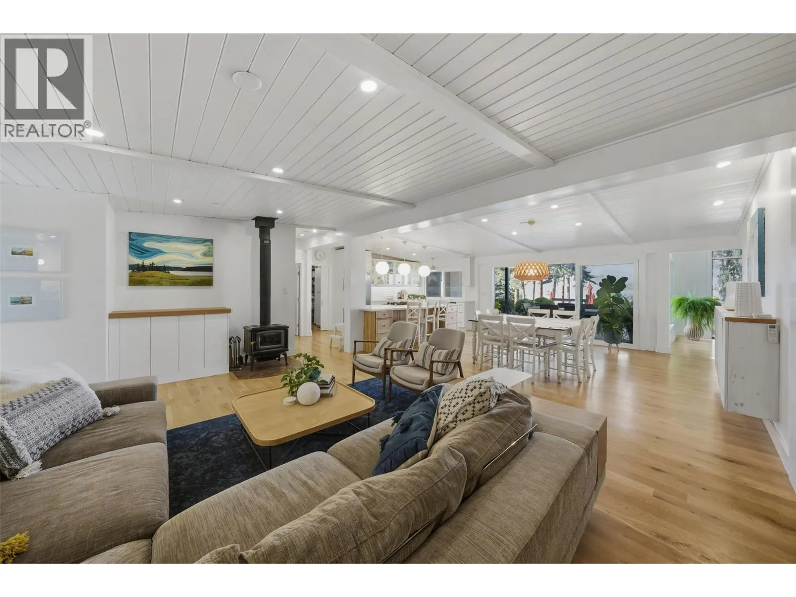 5147 Lakeshore Road