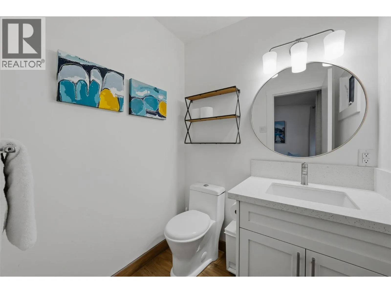 5147 Lakeshore Road