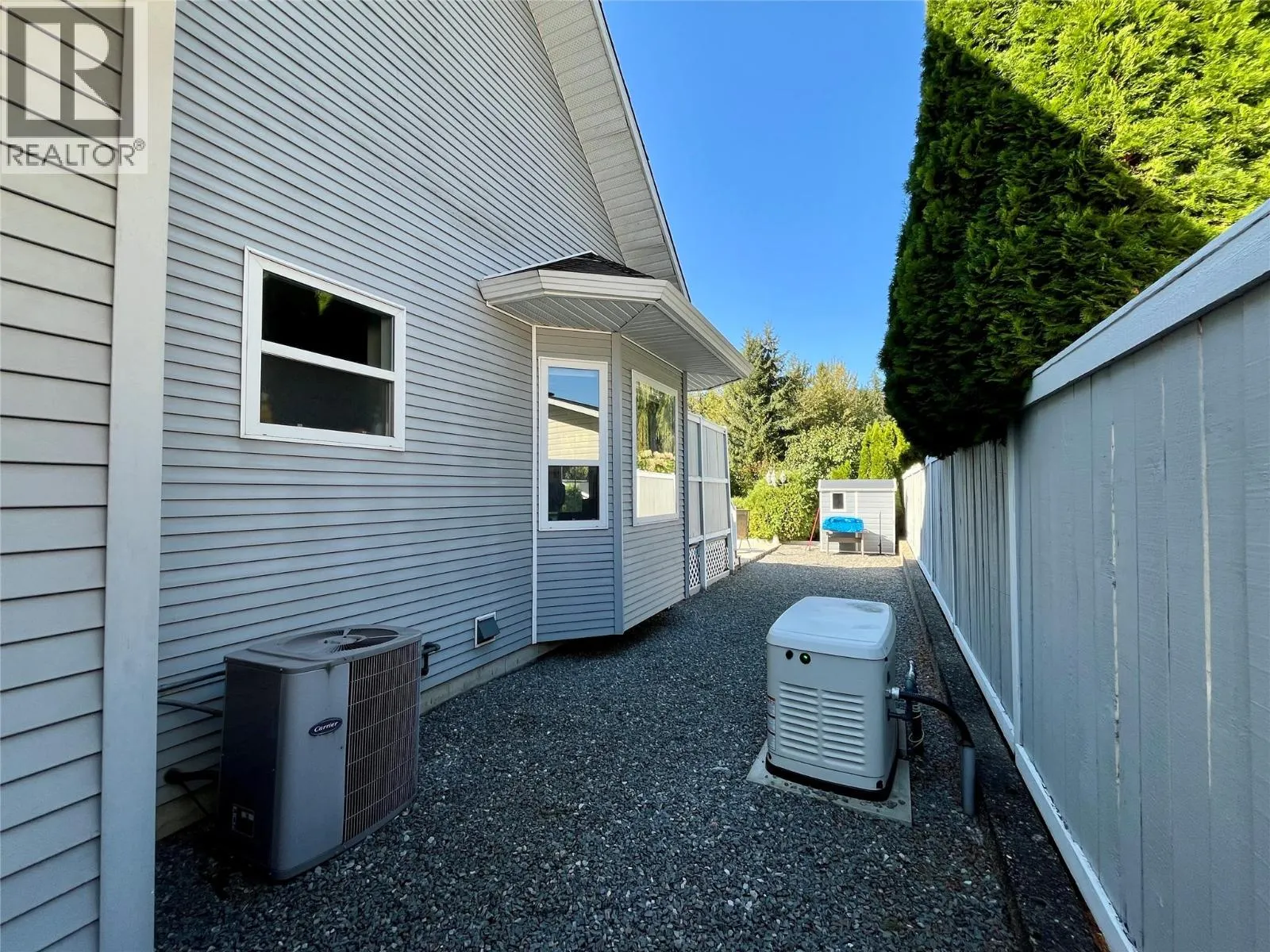 358 Oak Avenue
