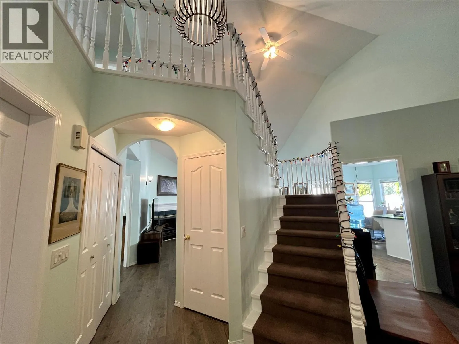 358 Oak Avenue