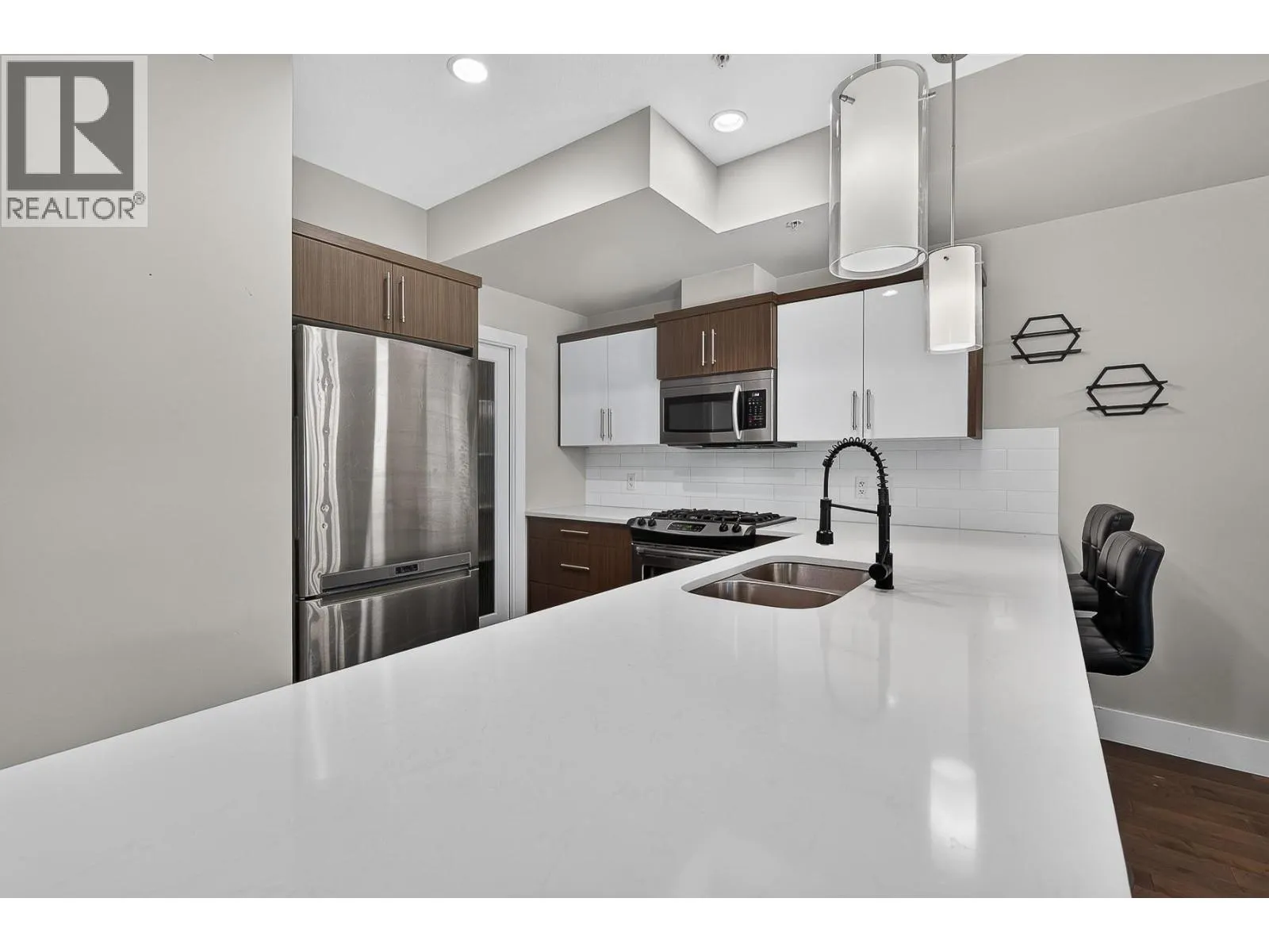 600 Boynton Place Unit# 33