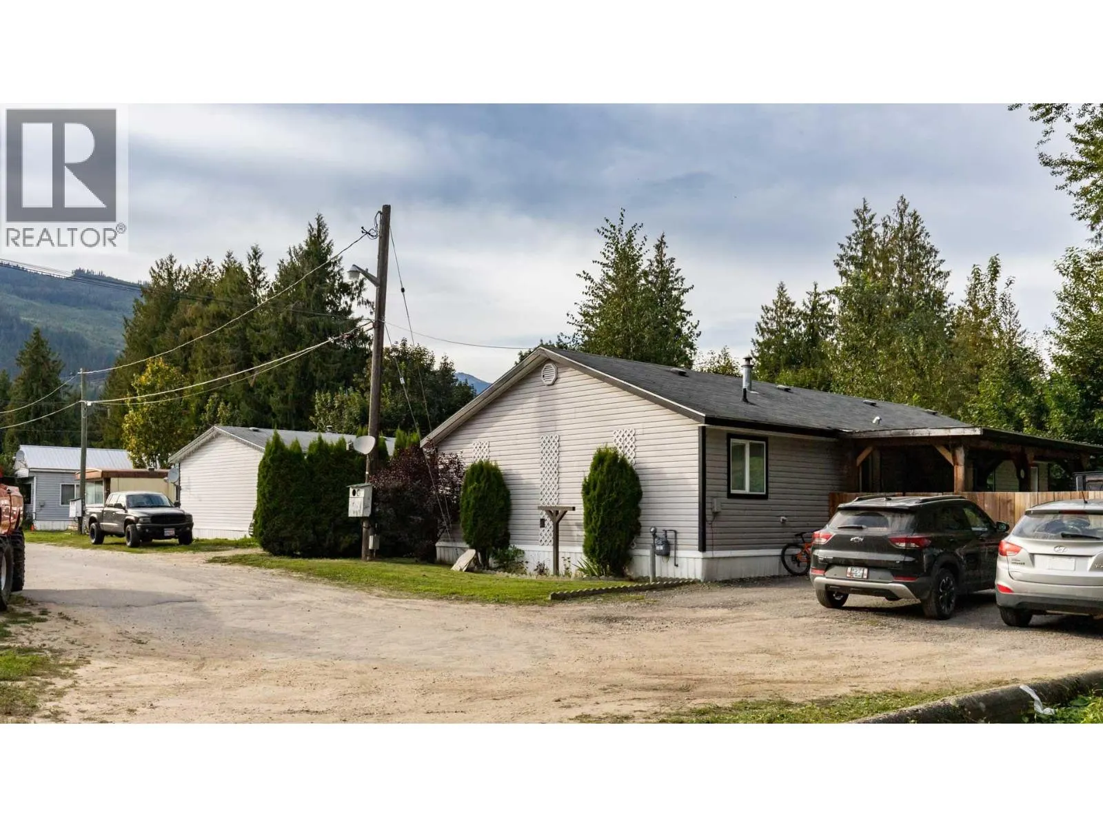 978 Lundell Road