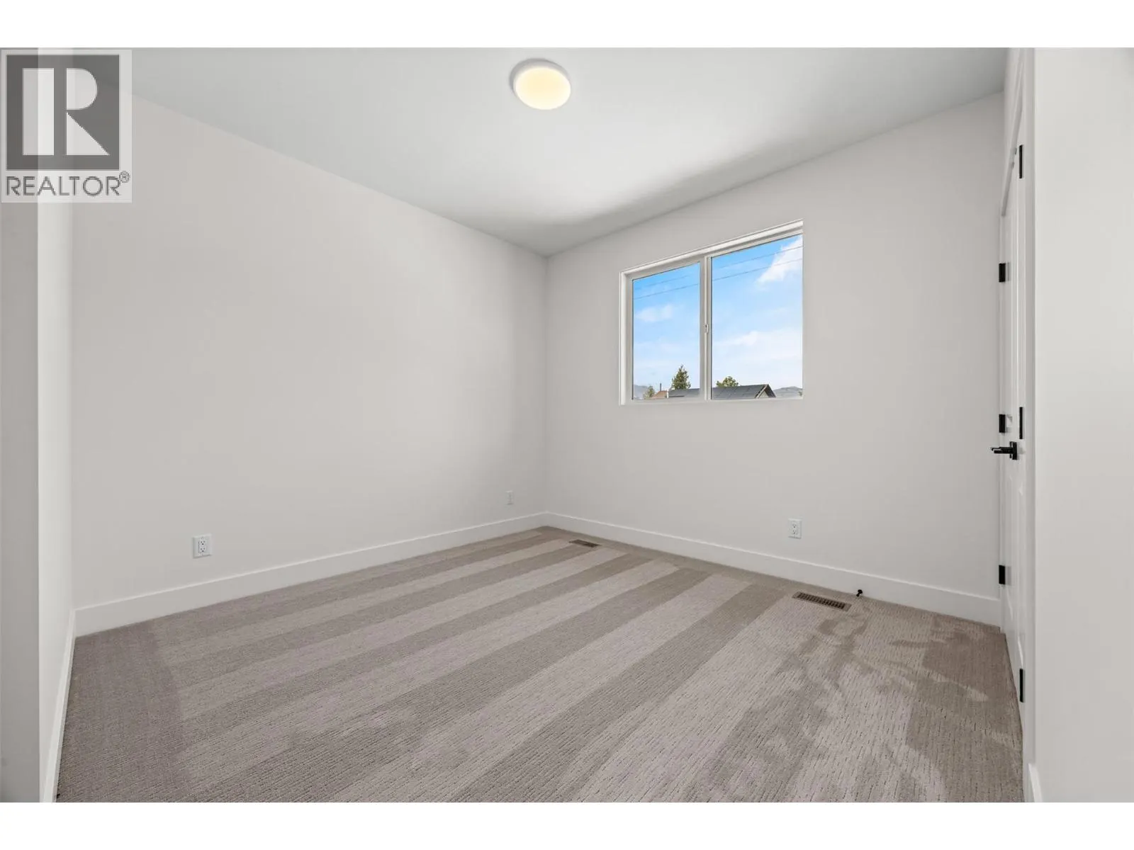 773 Kinnear Avenue Unit# 2