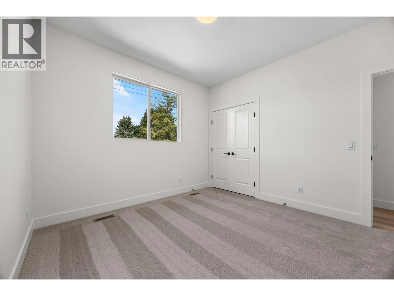 773 Kinnear Avenue Unit# 2