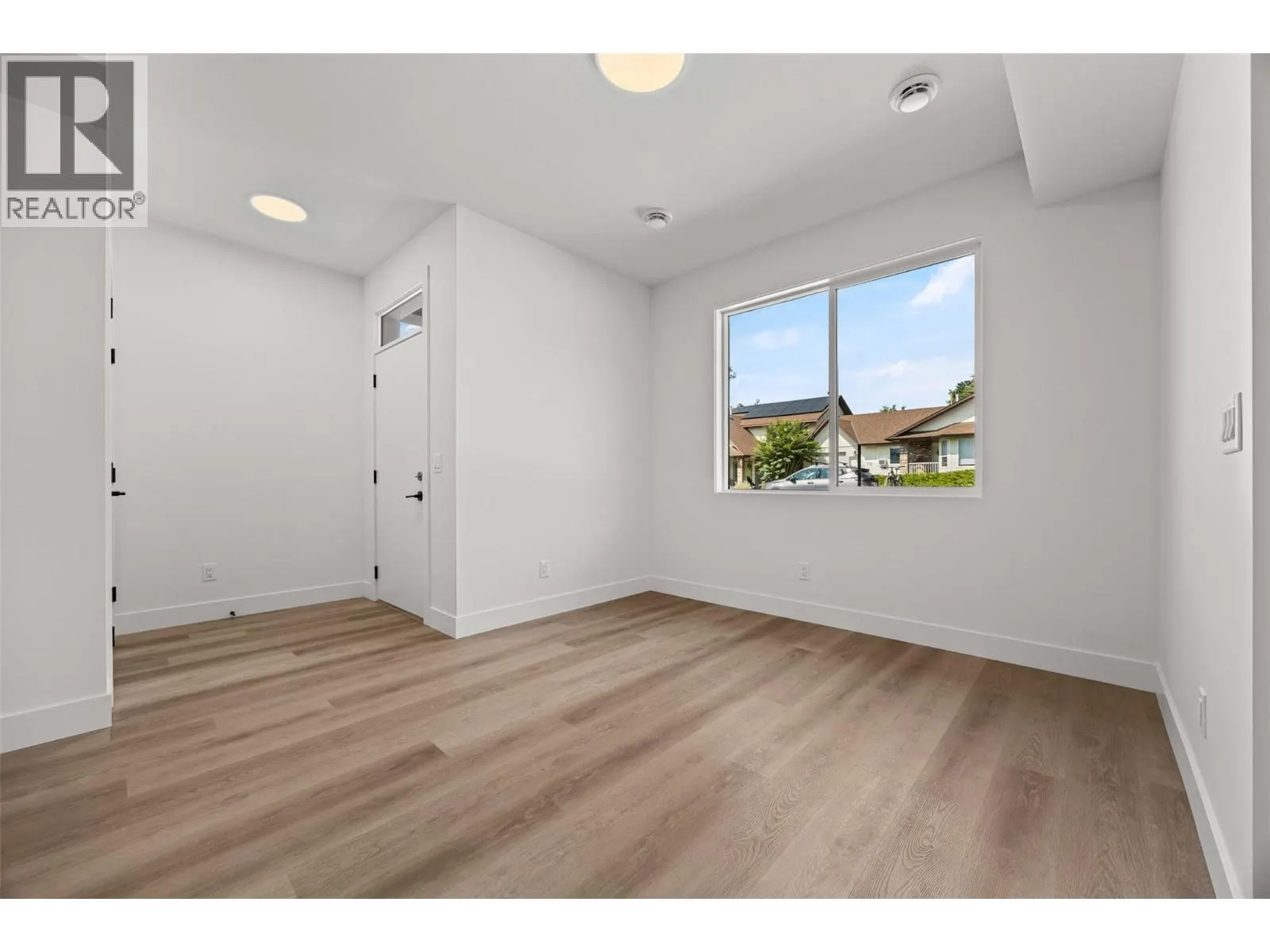 773 Kinnear Avenue Unit# 2
