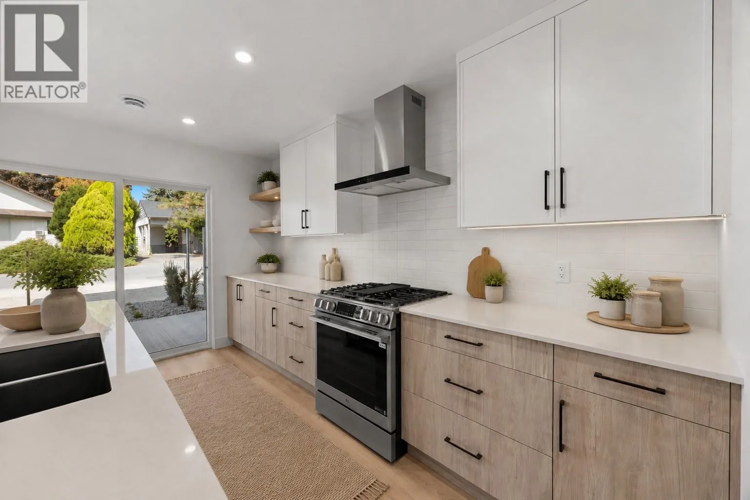 773 Kinnear Avenue Unit# 2