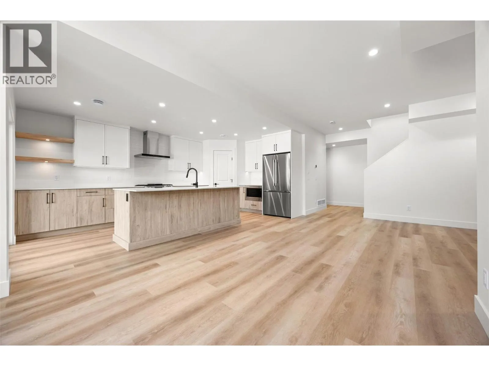 773 Kinnear Avenue Unit# 2