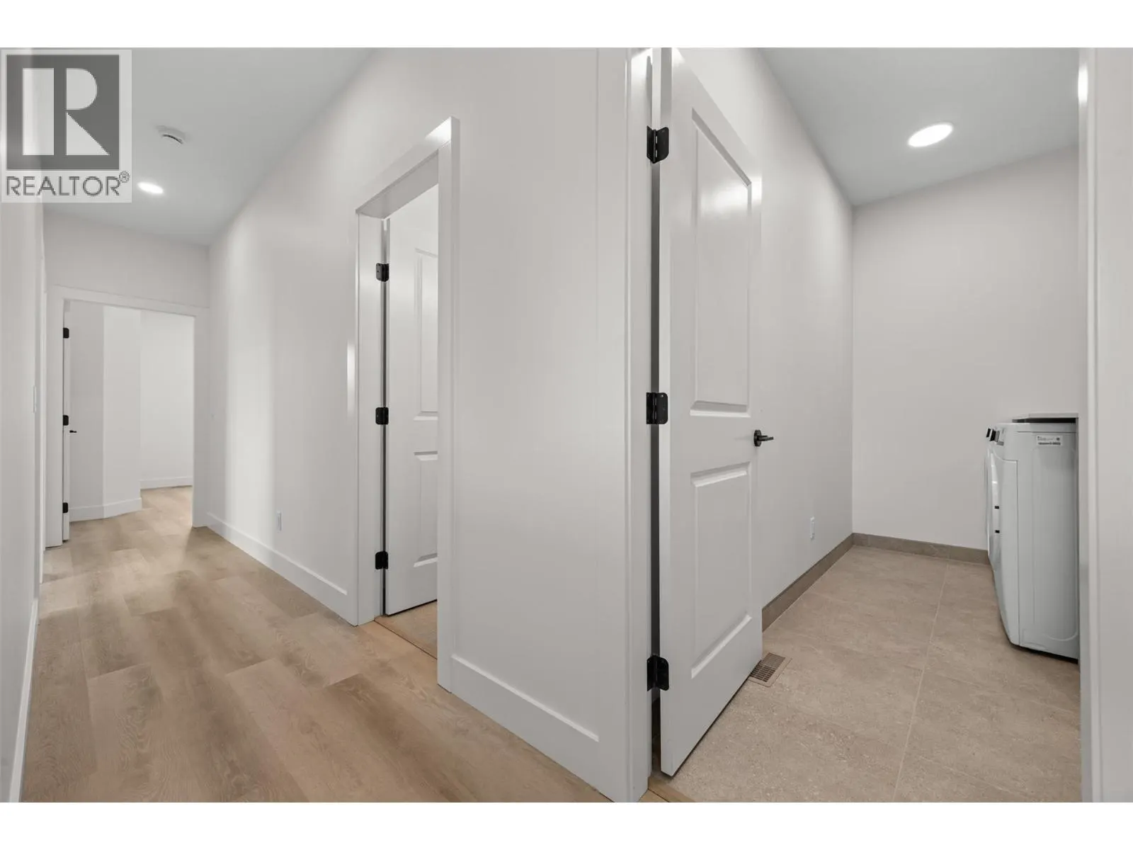 773 Kinnear Avenue Unit# 2