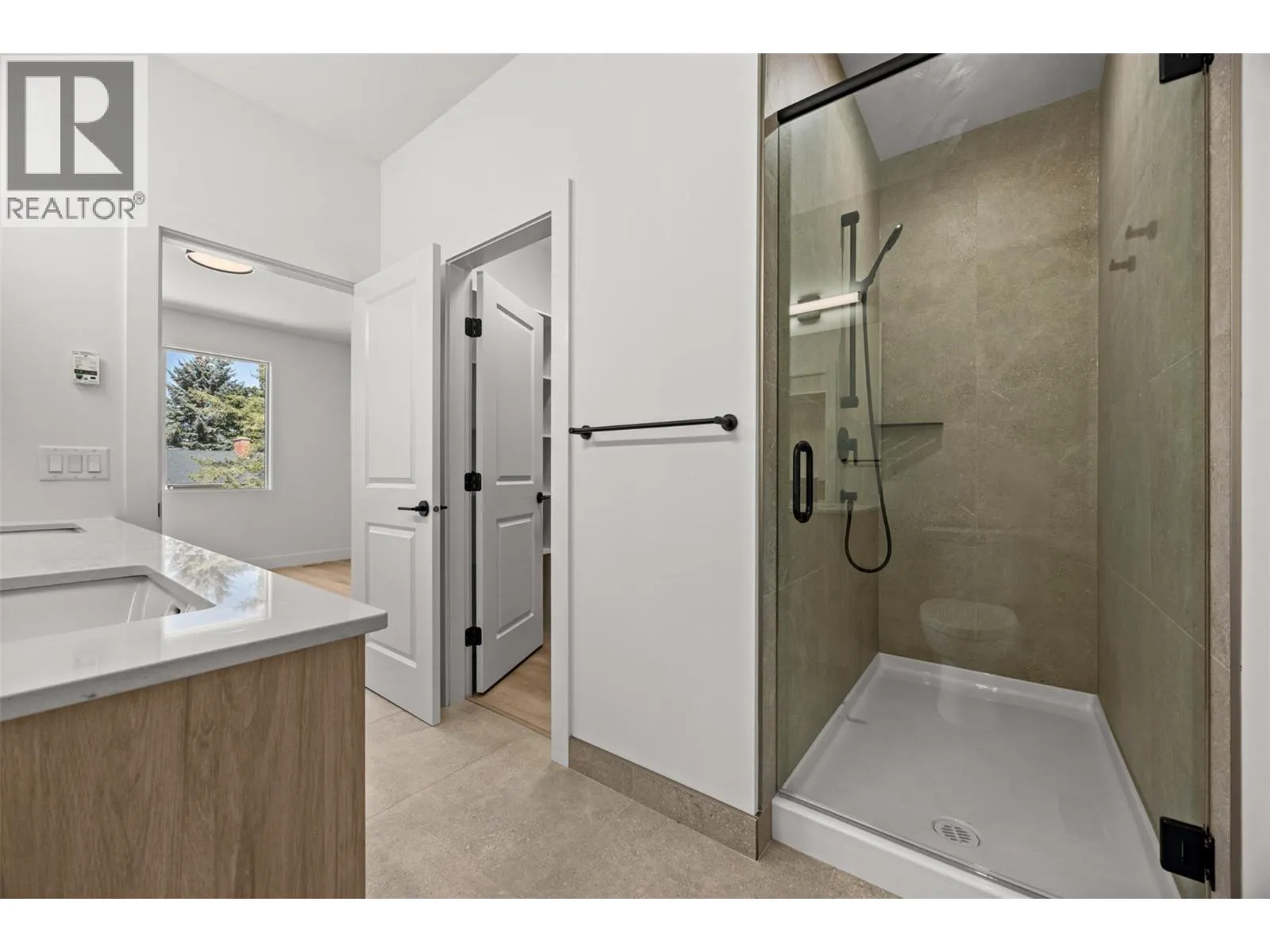 773 Kinnear Avenue Unit# 2