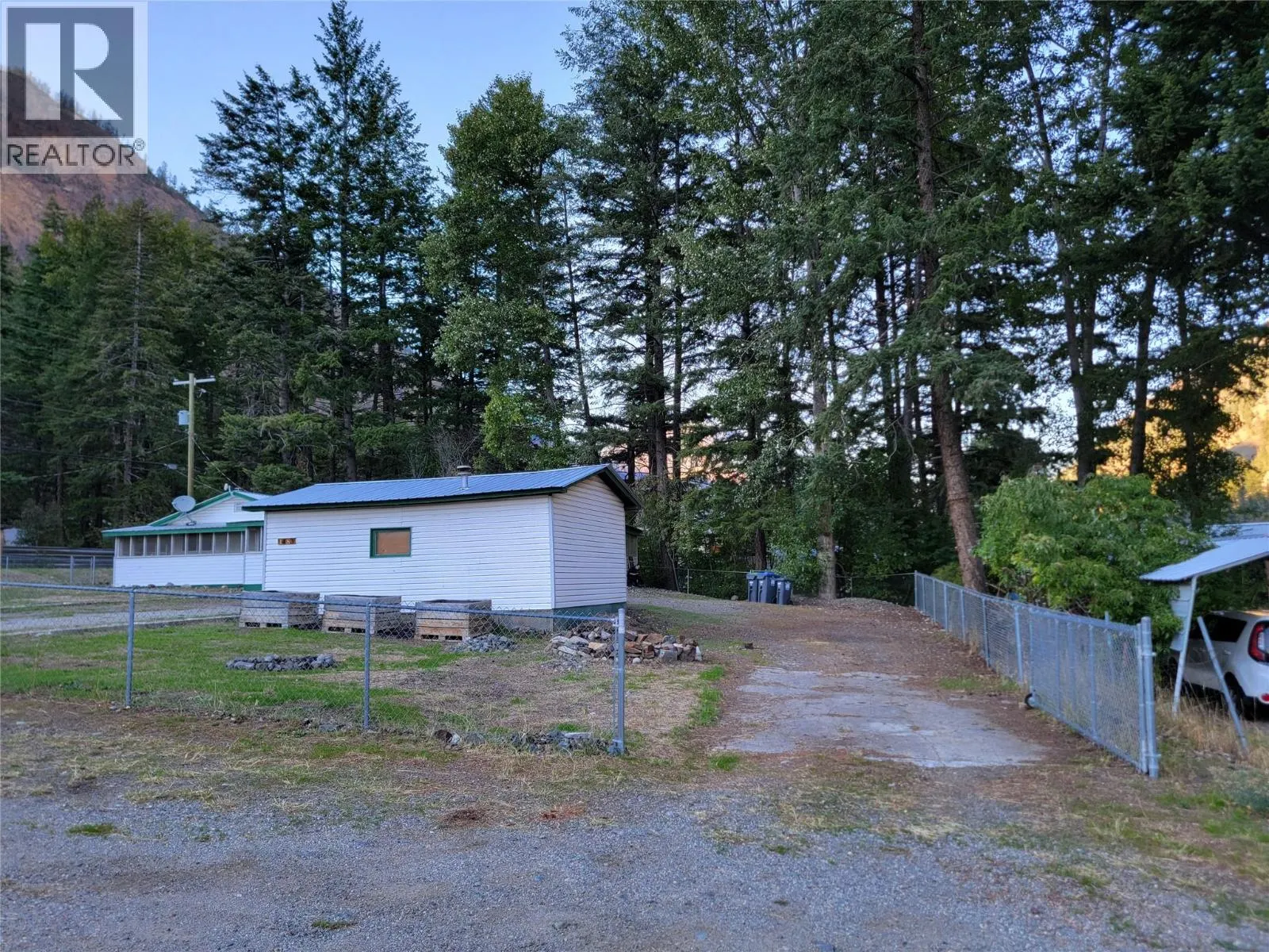 1483 Main Street