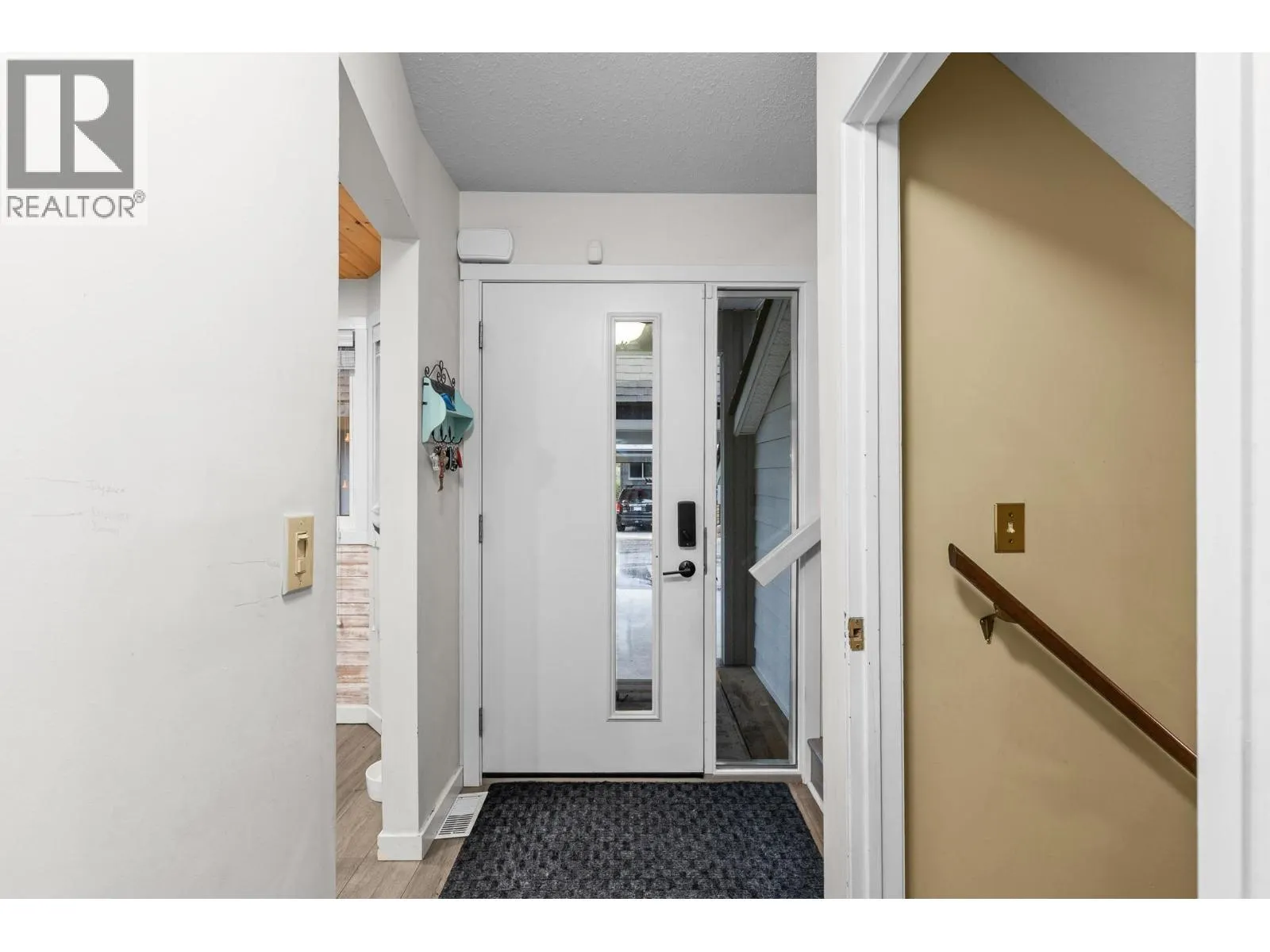 2125 Burtch Road Unit# 201