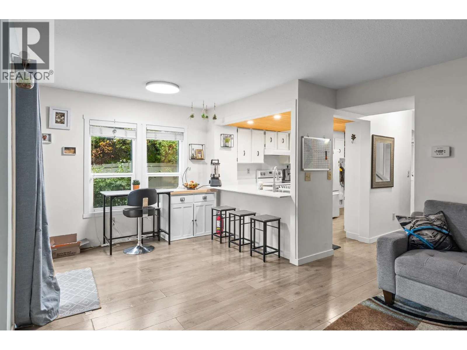 2125 Burtch Road Unit# 201