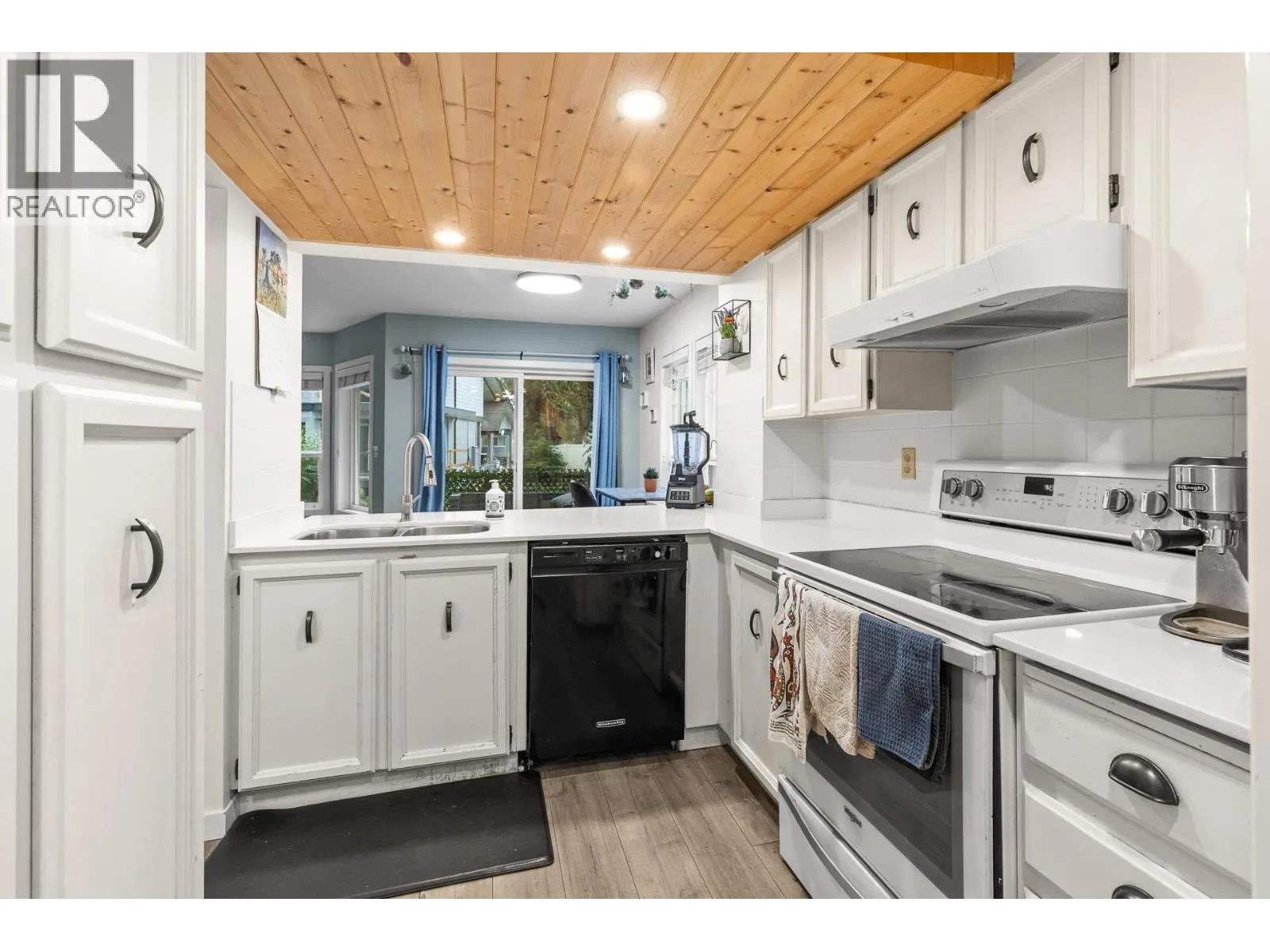 2125 Burtch Road Unit# 201
