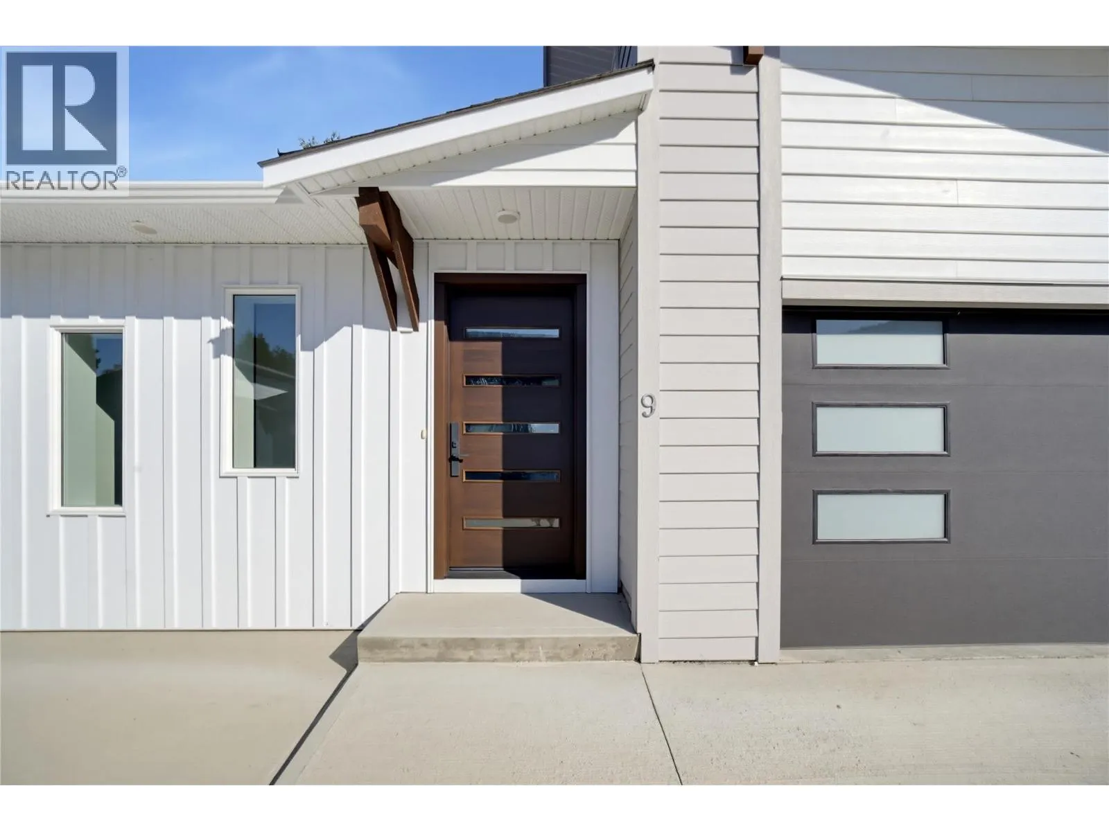 1840 10 Street SW Unit# 9
