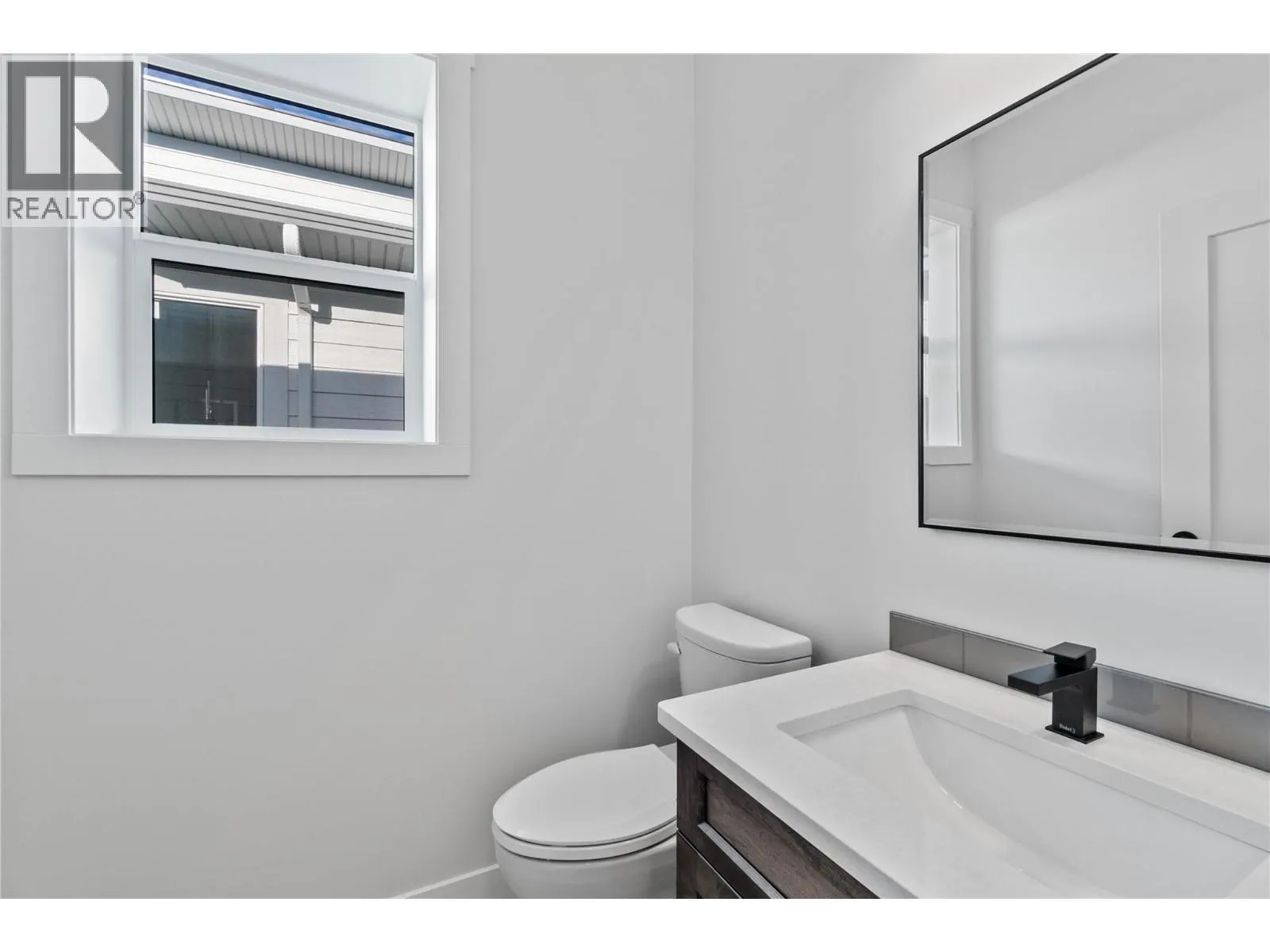 1840 10 Street SW Unit# 9