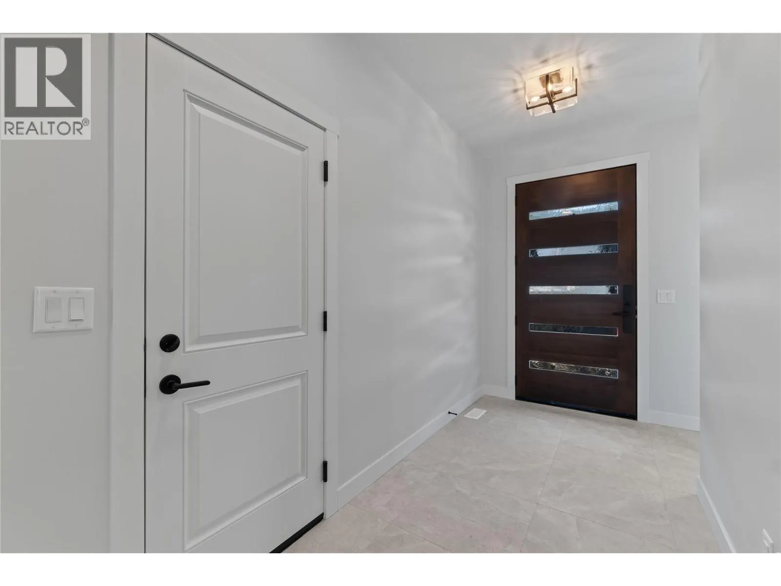 1840 10 Street SW Unit# 9