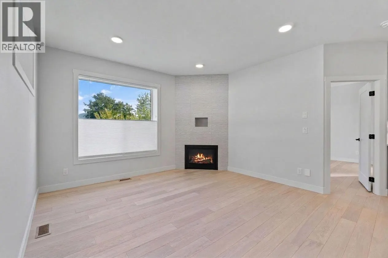 1840 10 Street SW Unit# 9
