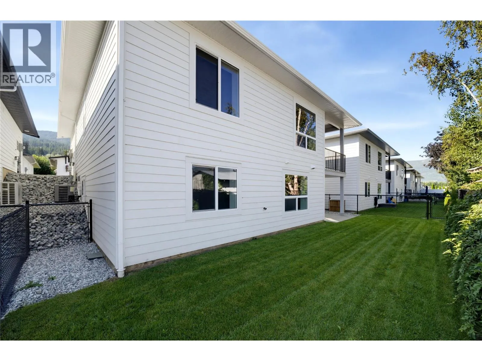 1840 10 Street SW Unit# 9
