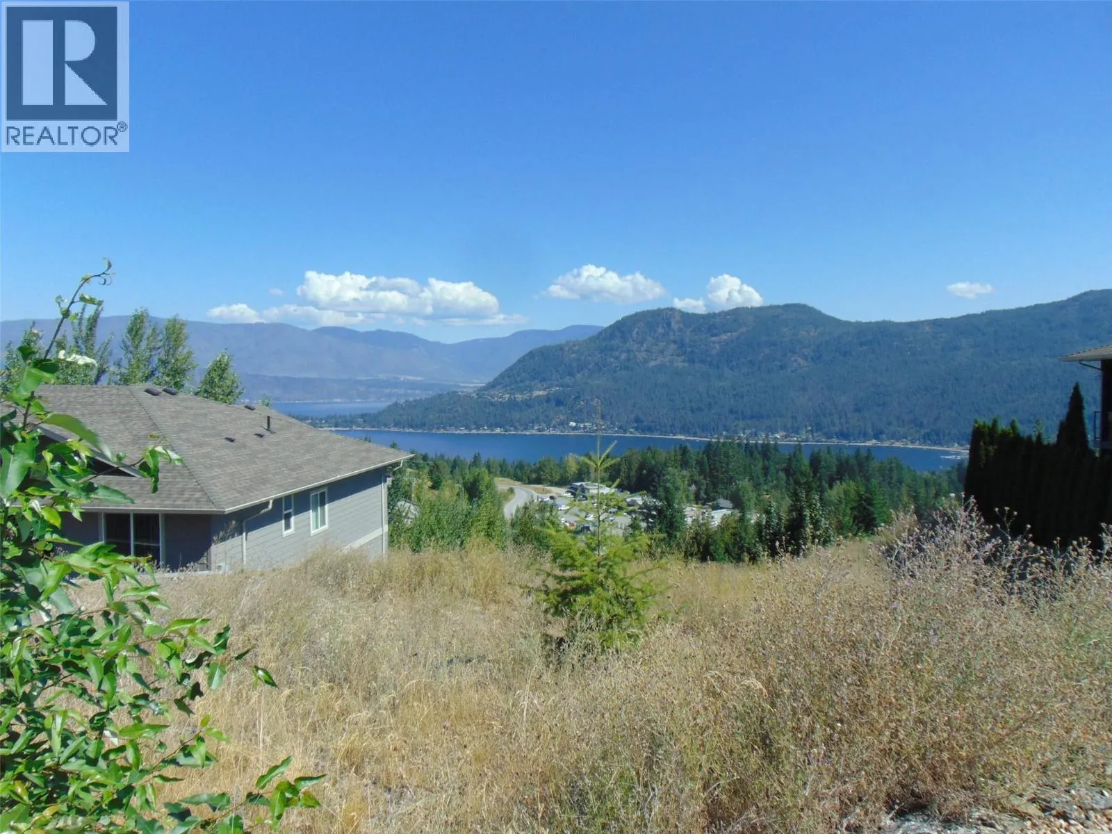 2624 Highlands Drive