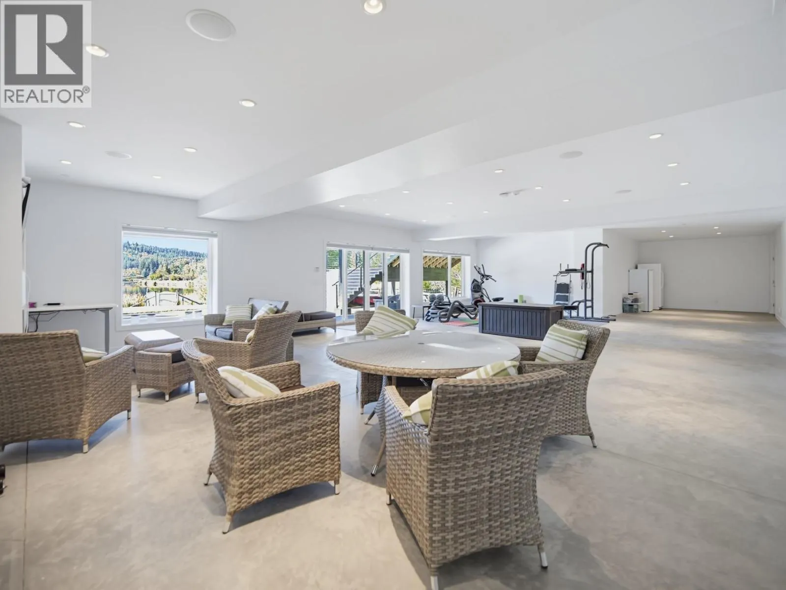 3164 HOLBROOK Road