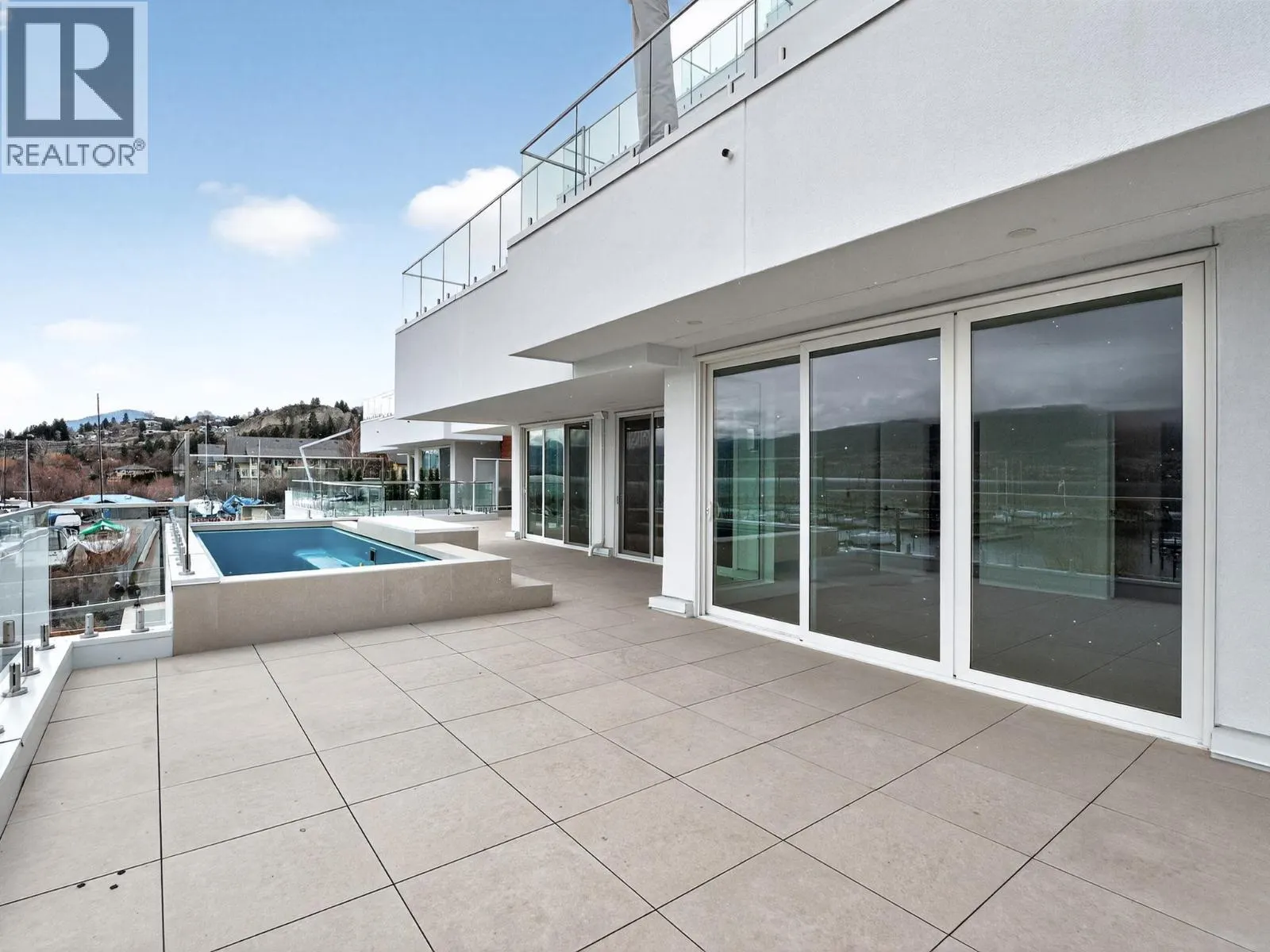 13415 Lakeshore Drive S Unit# 202