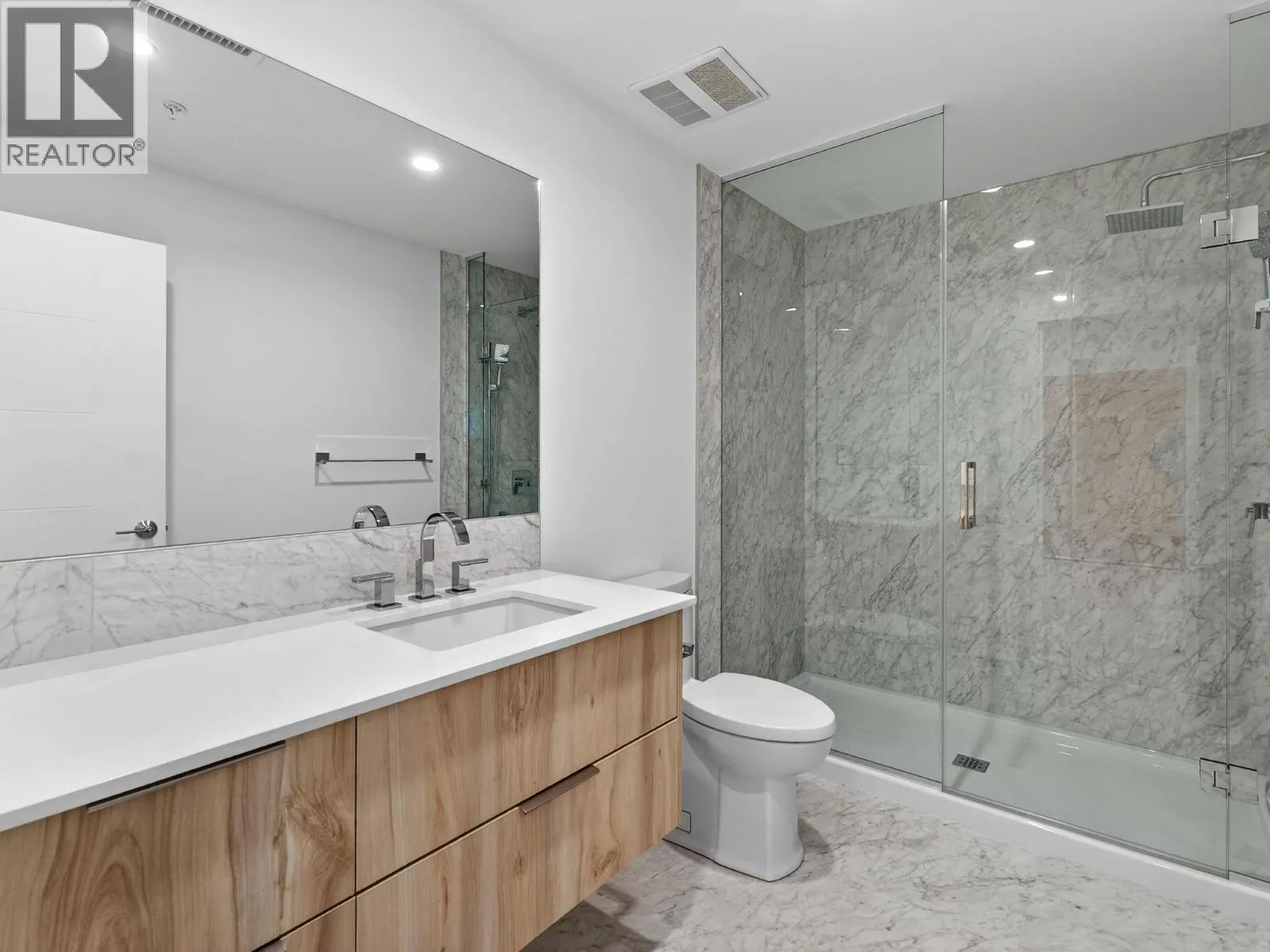 13415 Lakeshore Drive S Unit# 202