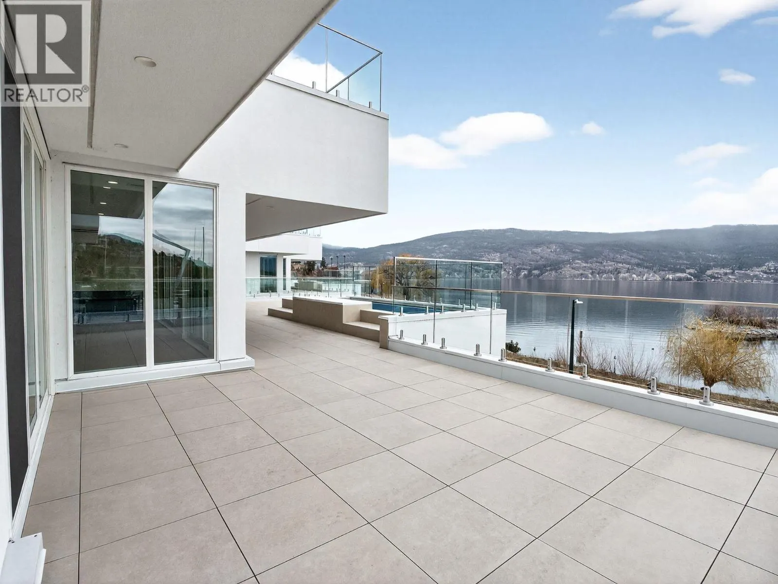 13415 Lakeshore Drive S Unit# 202