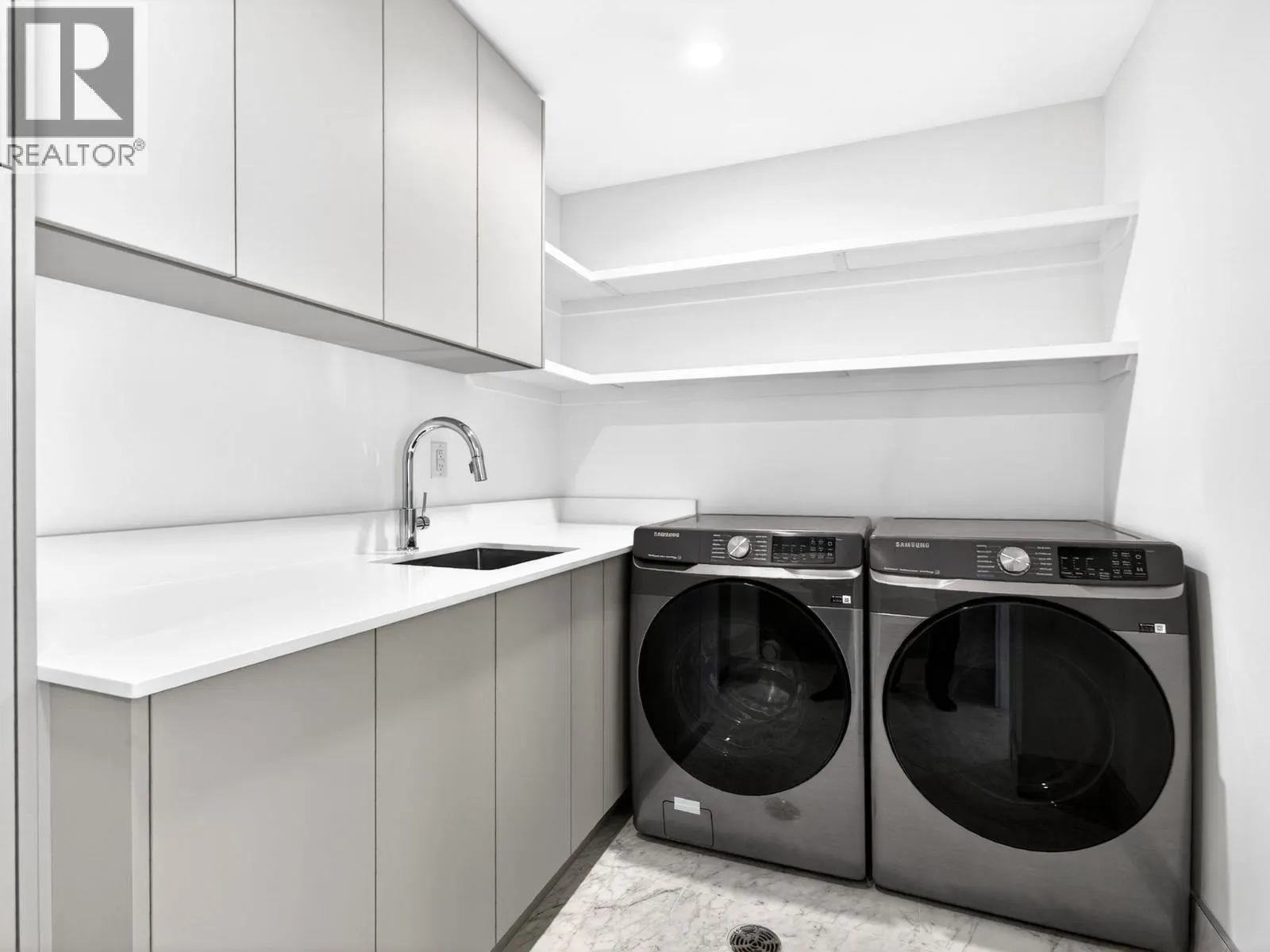 13415 Lakeshore Drive S Unit# 202