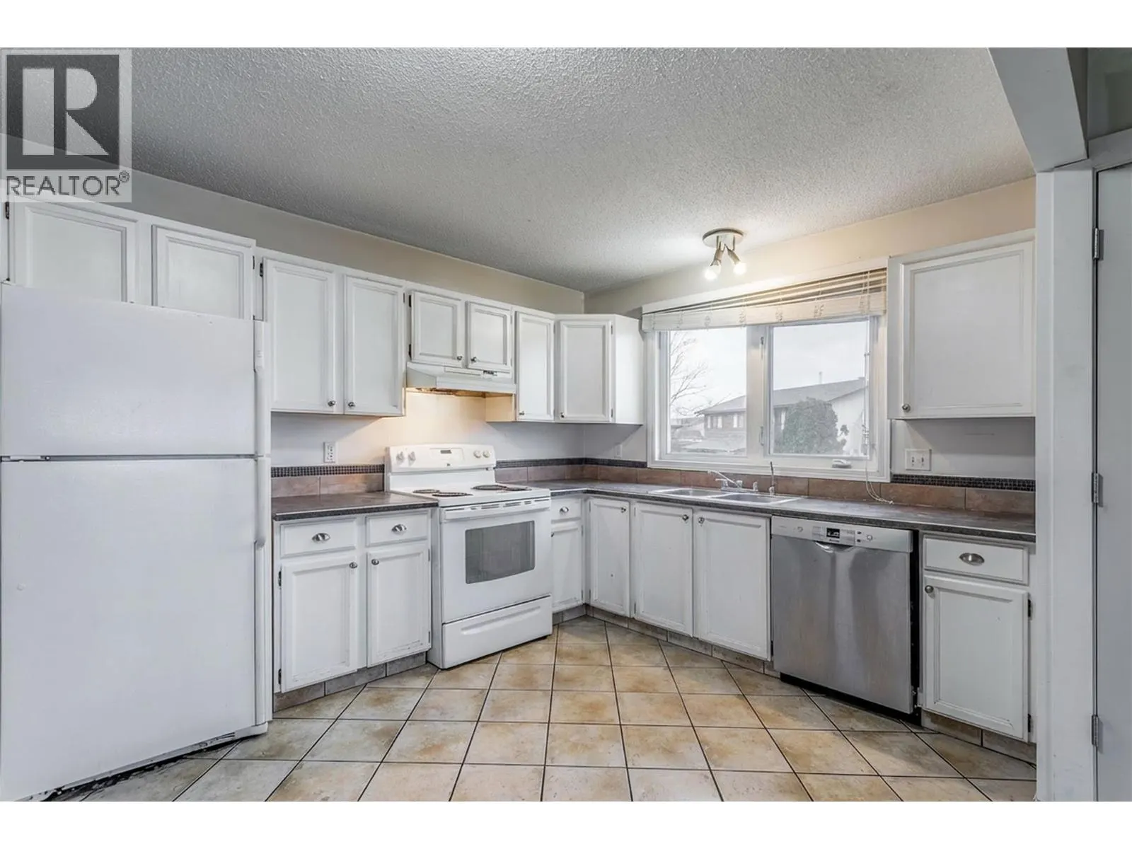 758 Josselyn Court