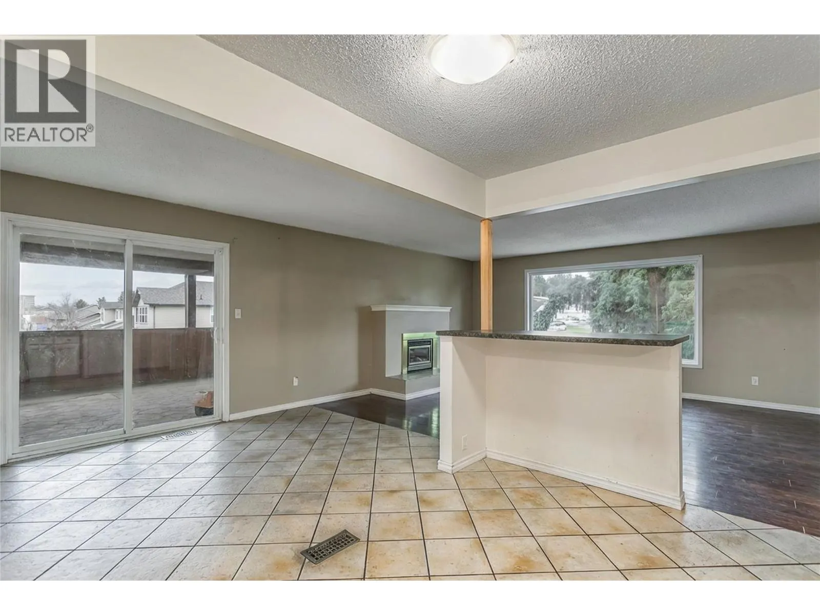 758 Josselyn Court