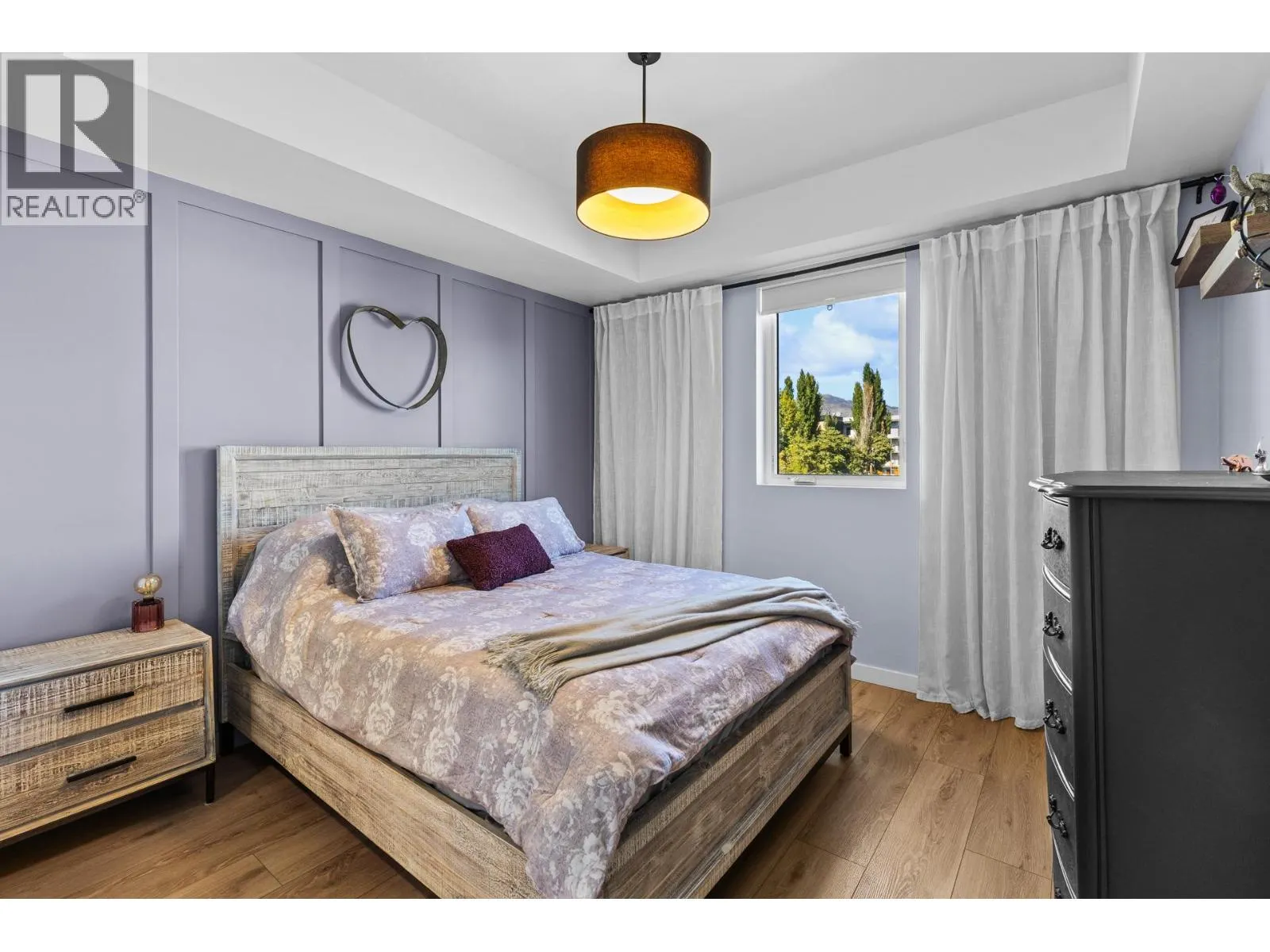 660 Cawston Avenue N Unit# 407