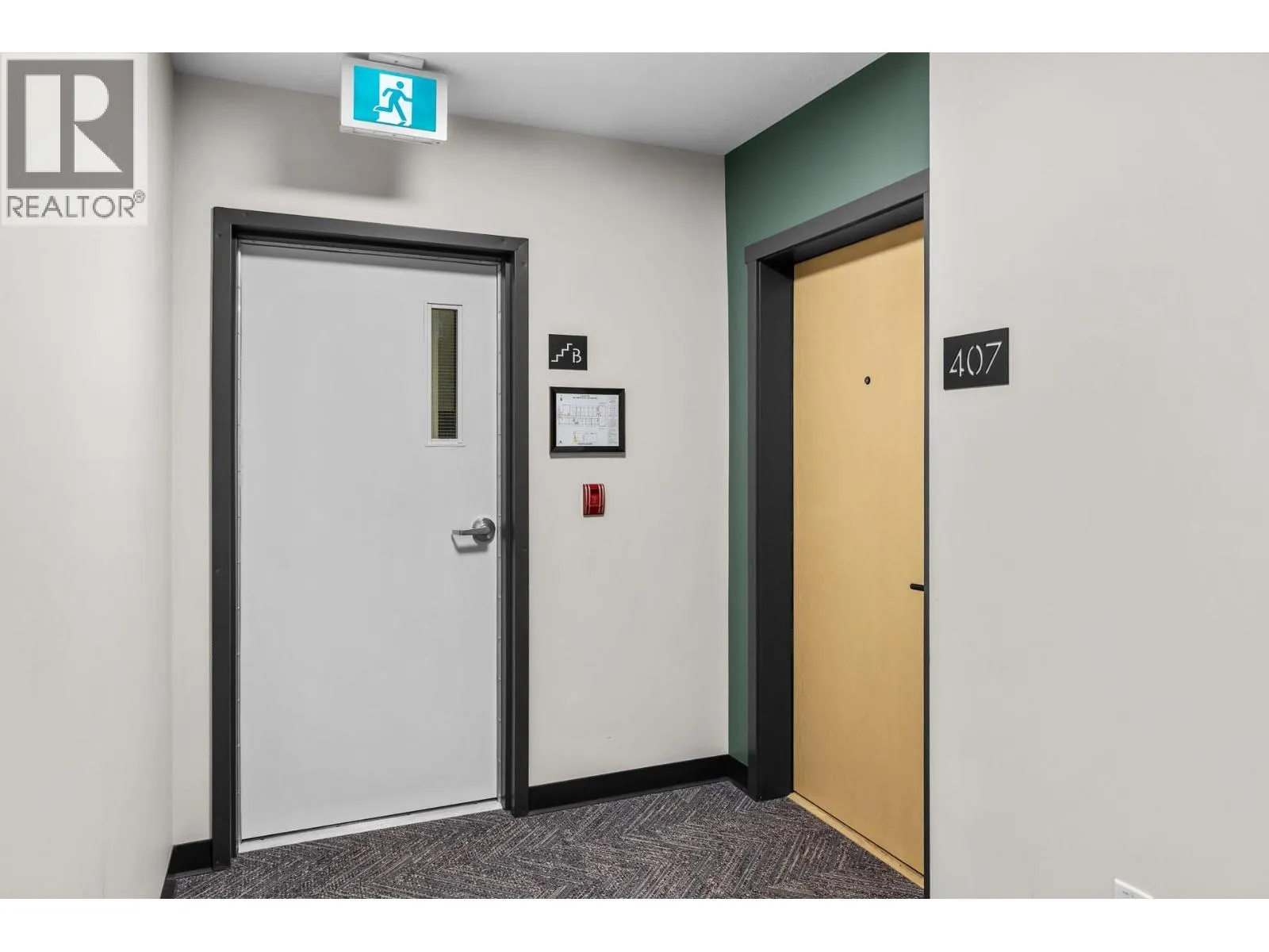 660 Cawston Avenue N Unit# 407