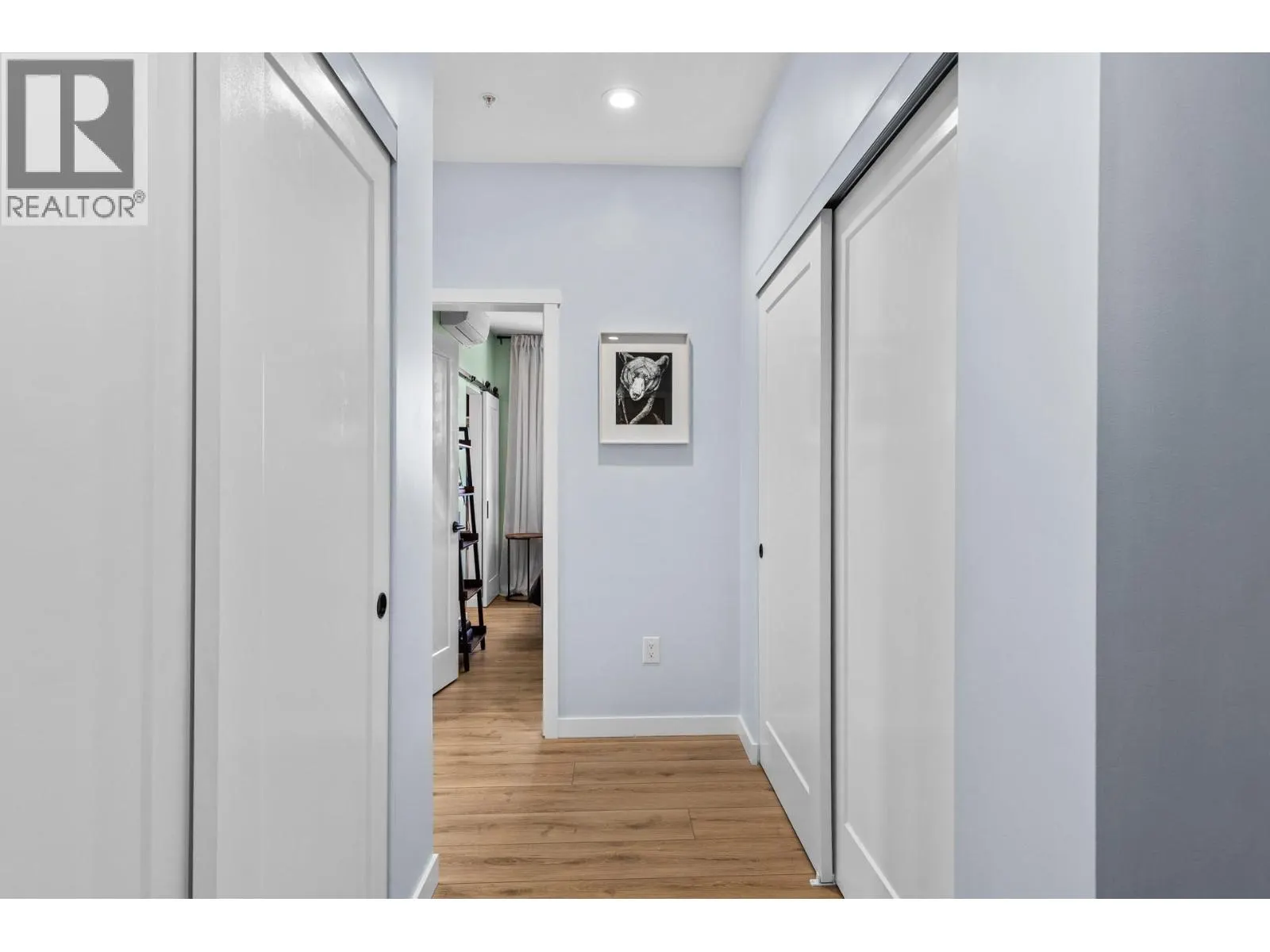 660 Cawston Avenue N Unit# 407