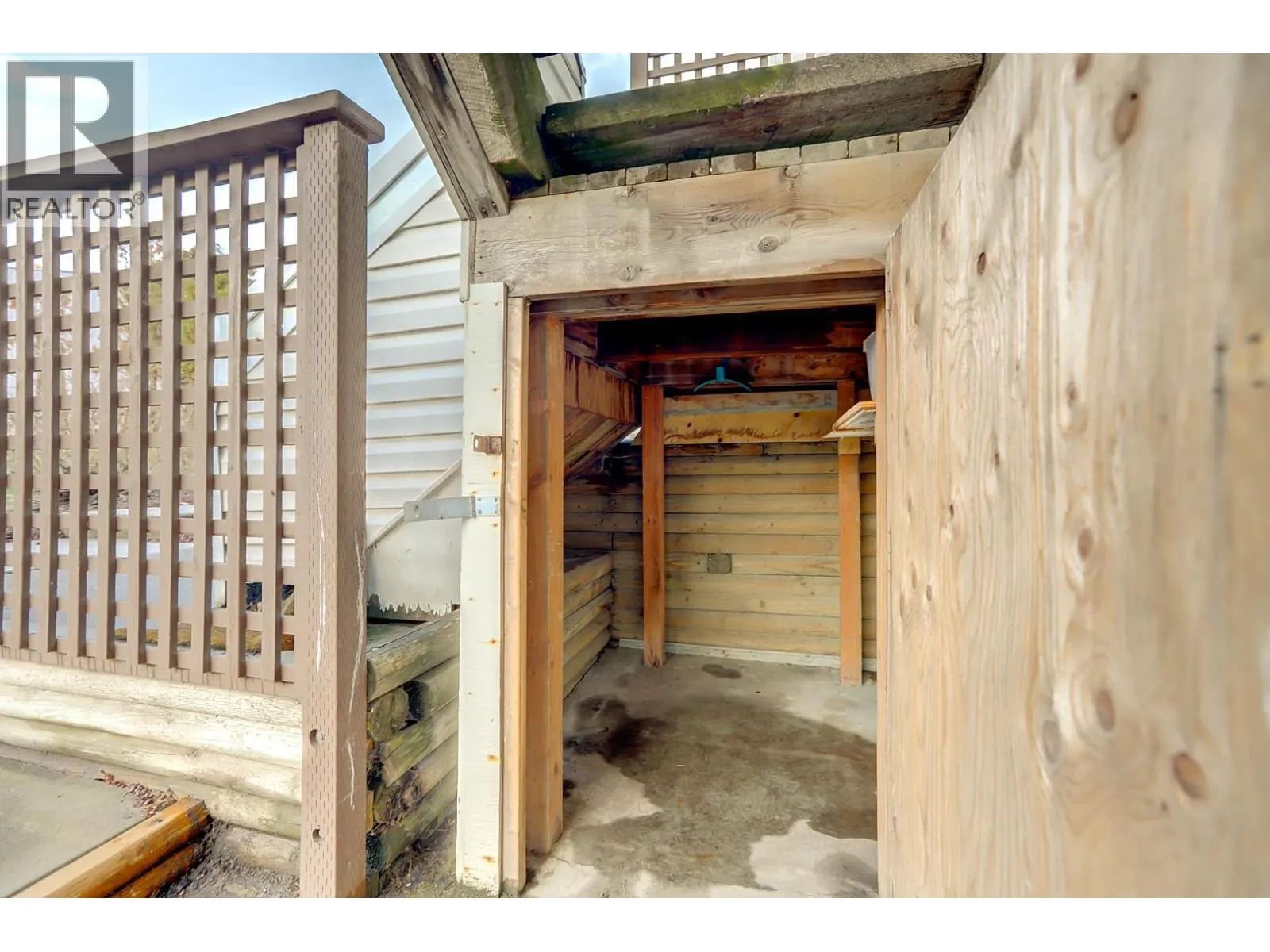 505 Browne Road Unit# 103