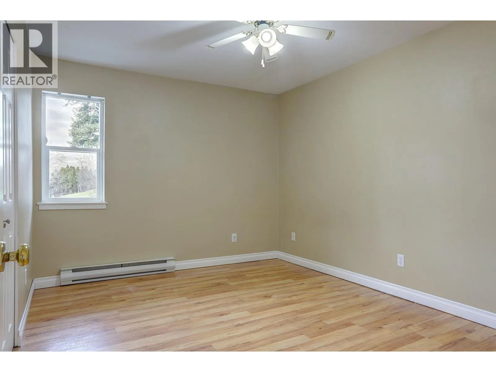 505 Browne Road Unit# 103