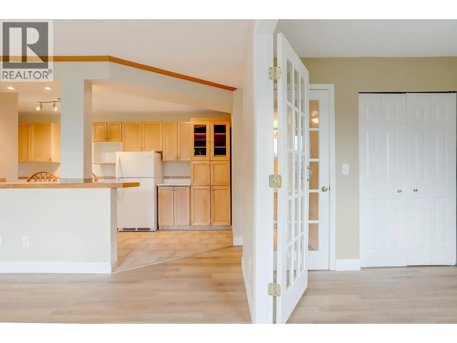 505 Browne Road Unit# 103