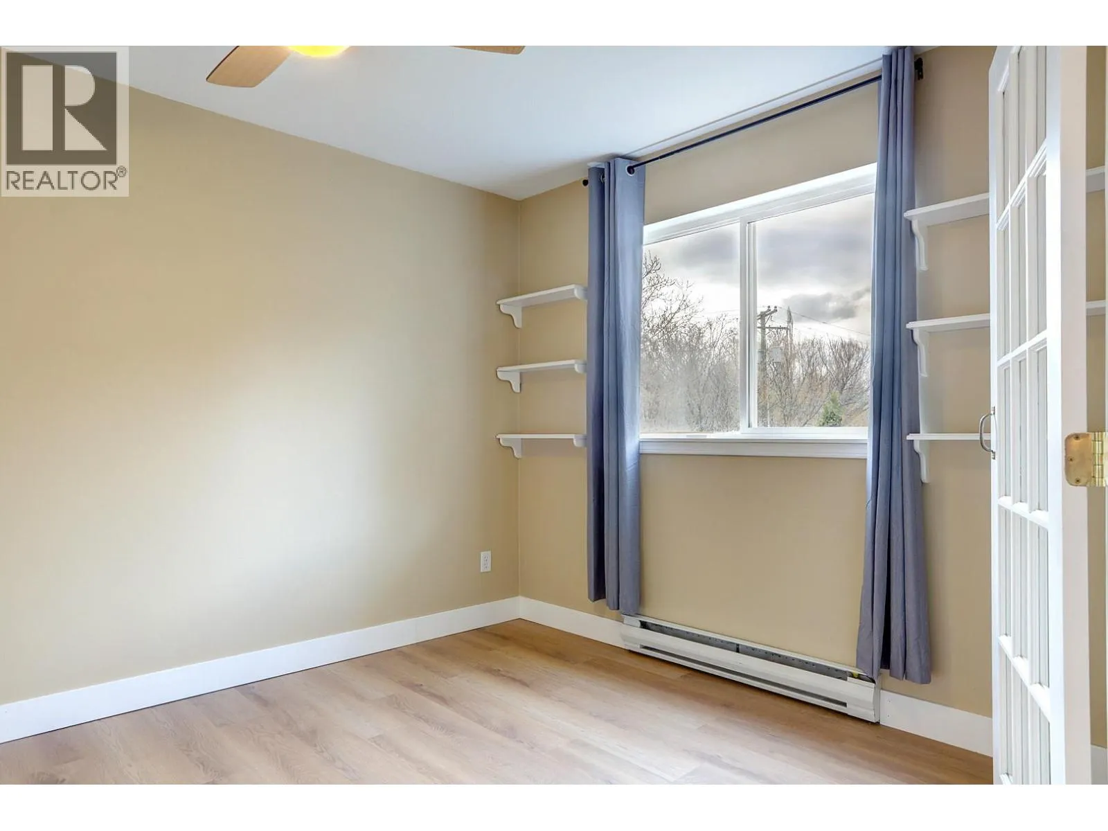 505 Browne Road Unit# 103