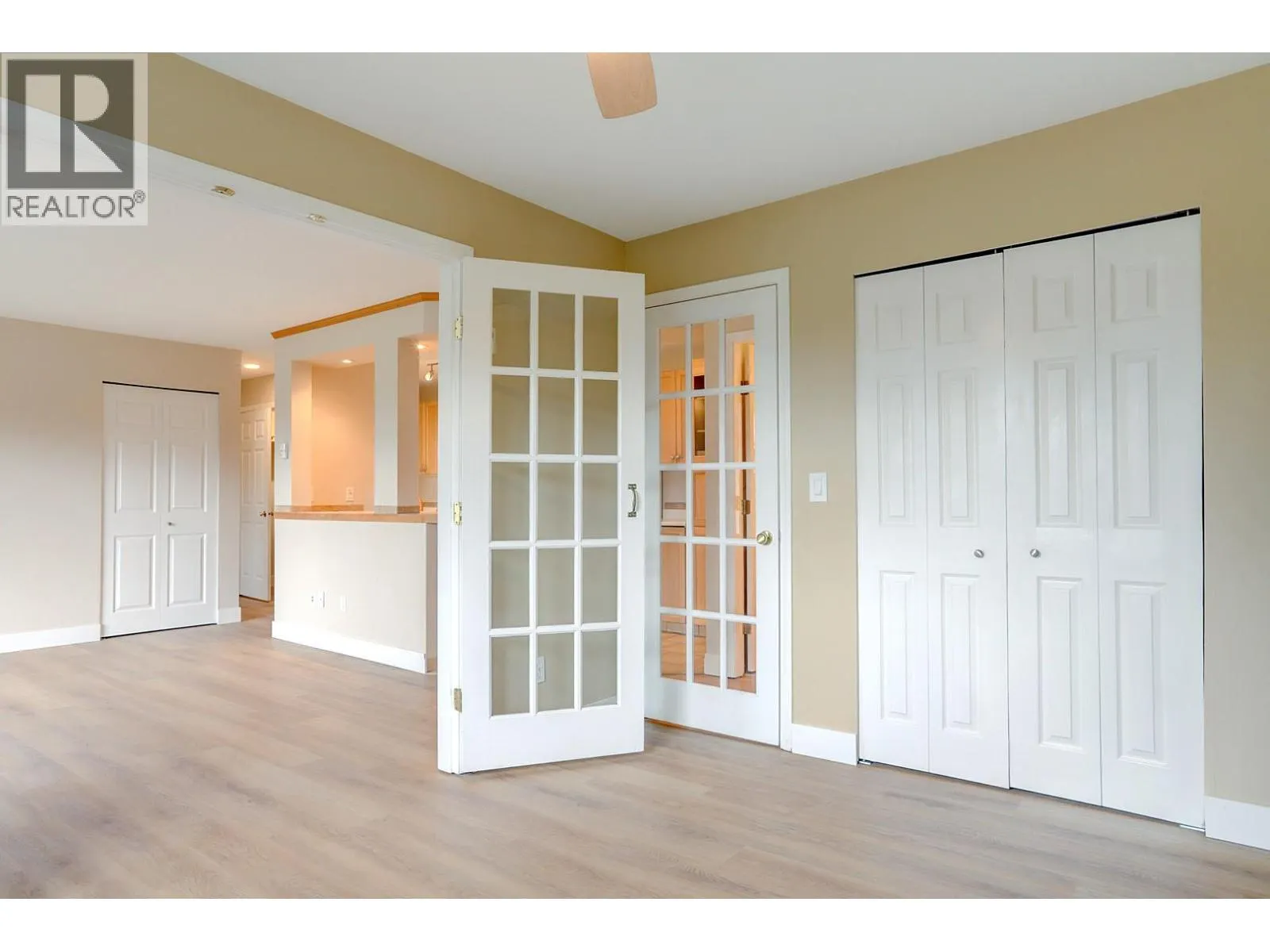 505 Browne Road Unit# 103