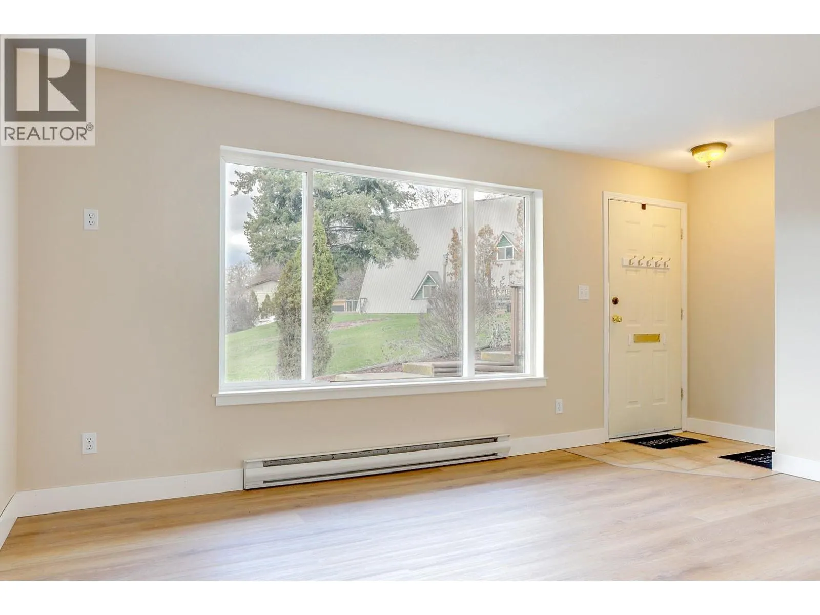 505 Browne Road Unit# 103