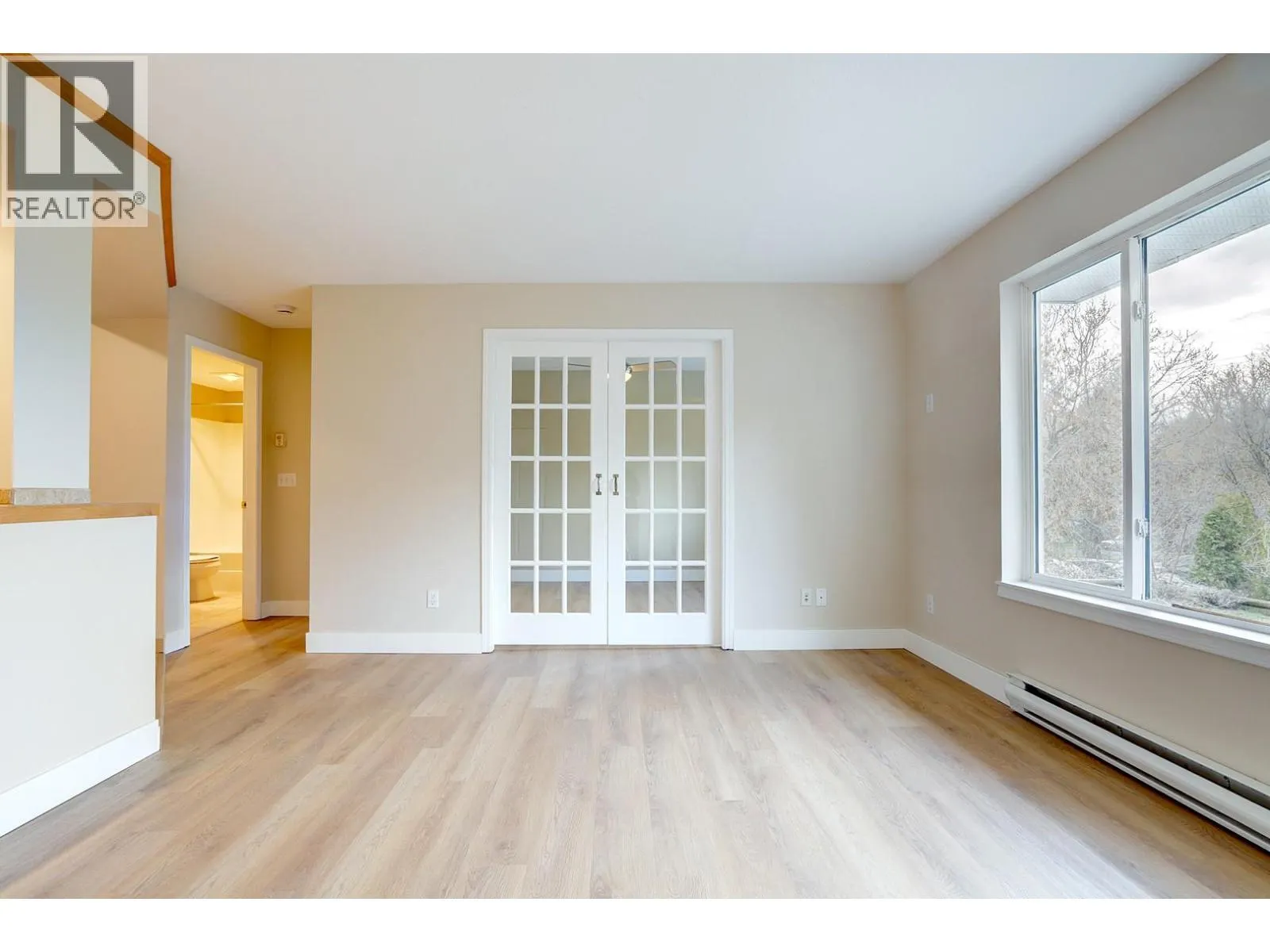 505 Browne Road Unit# 103