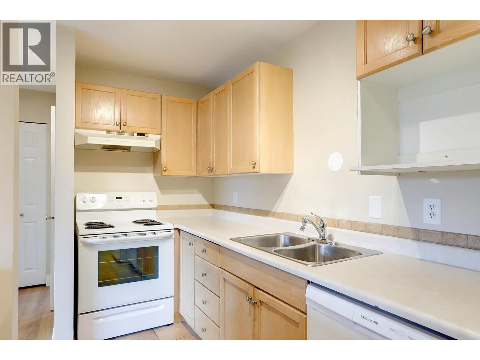 505 Browne Road Unit# 103